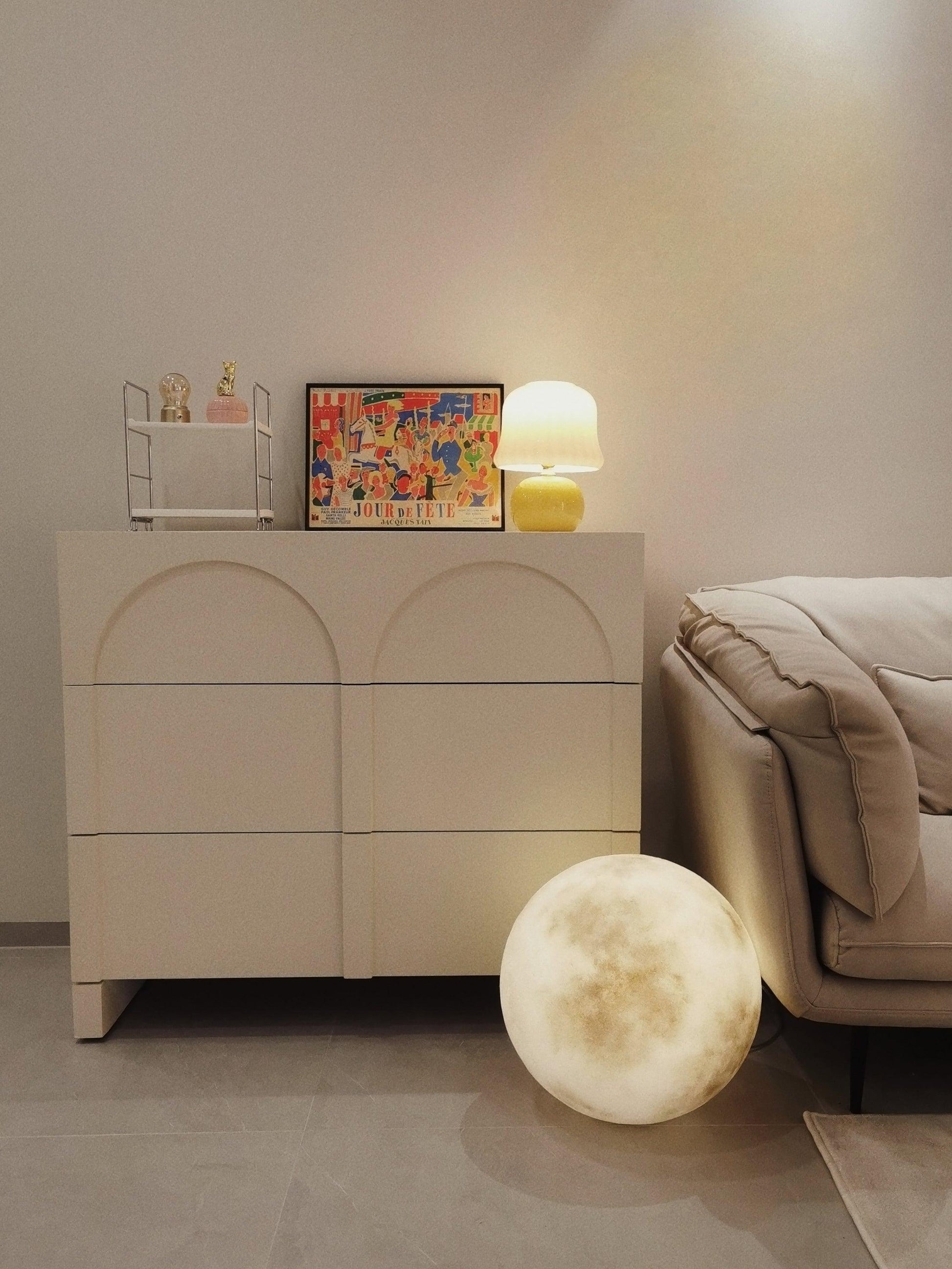 Creamy Mushroom Table Lamp - Blowlighting