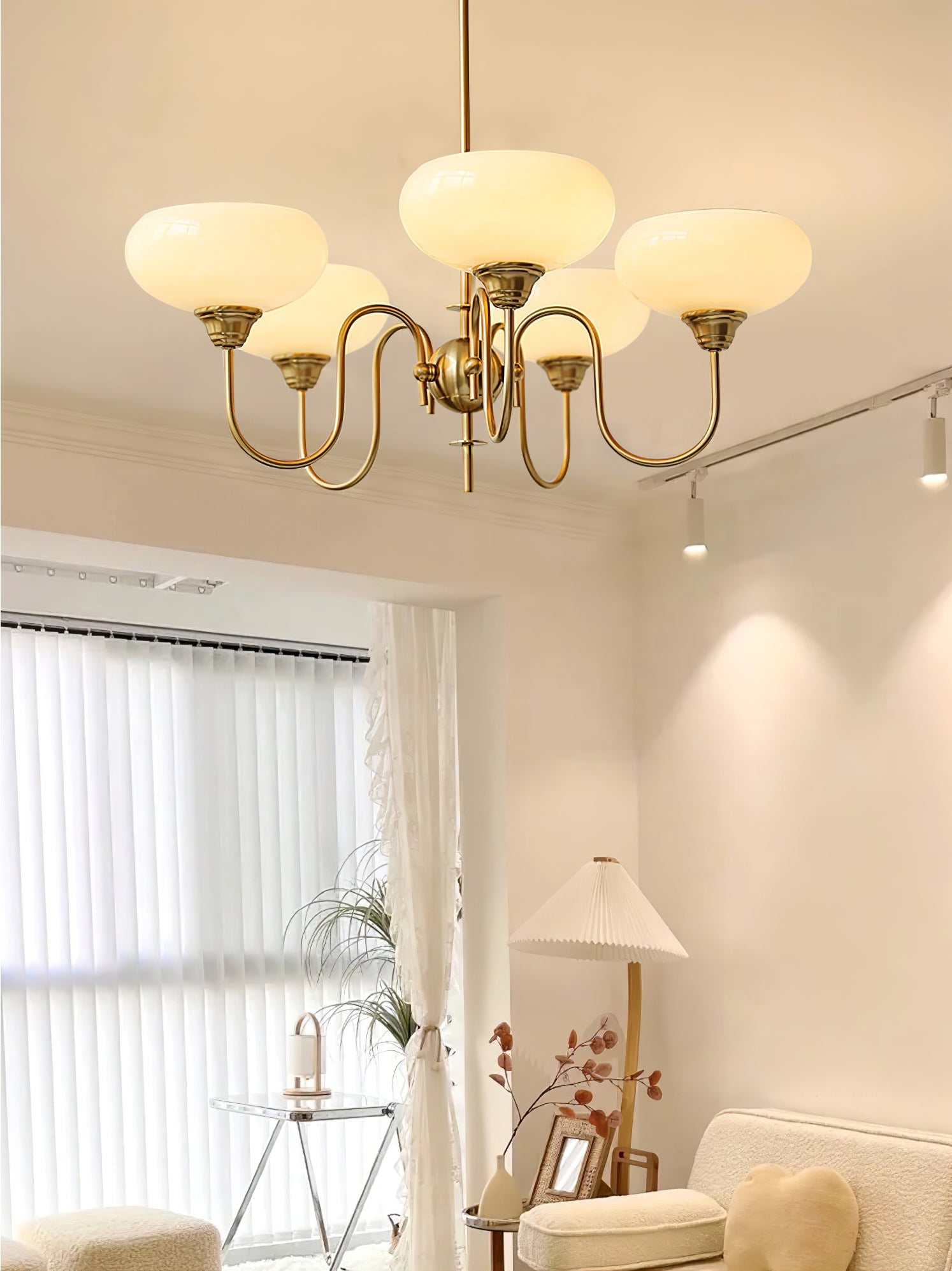 Creamy Persimmon Chandelier - Blowlighting
