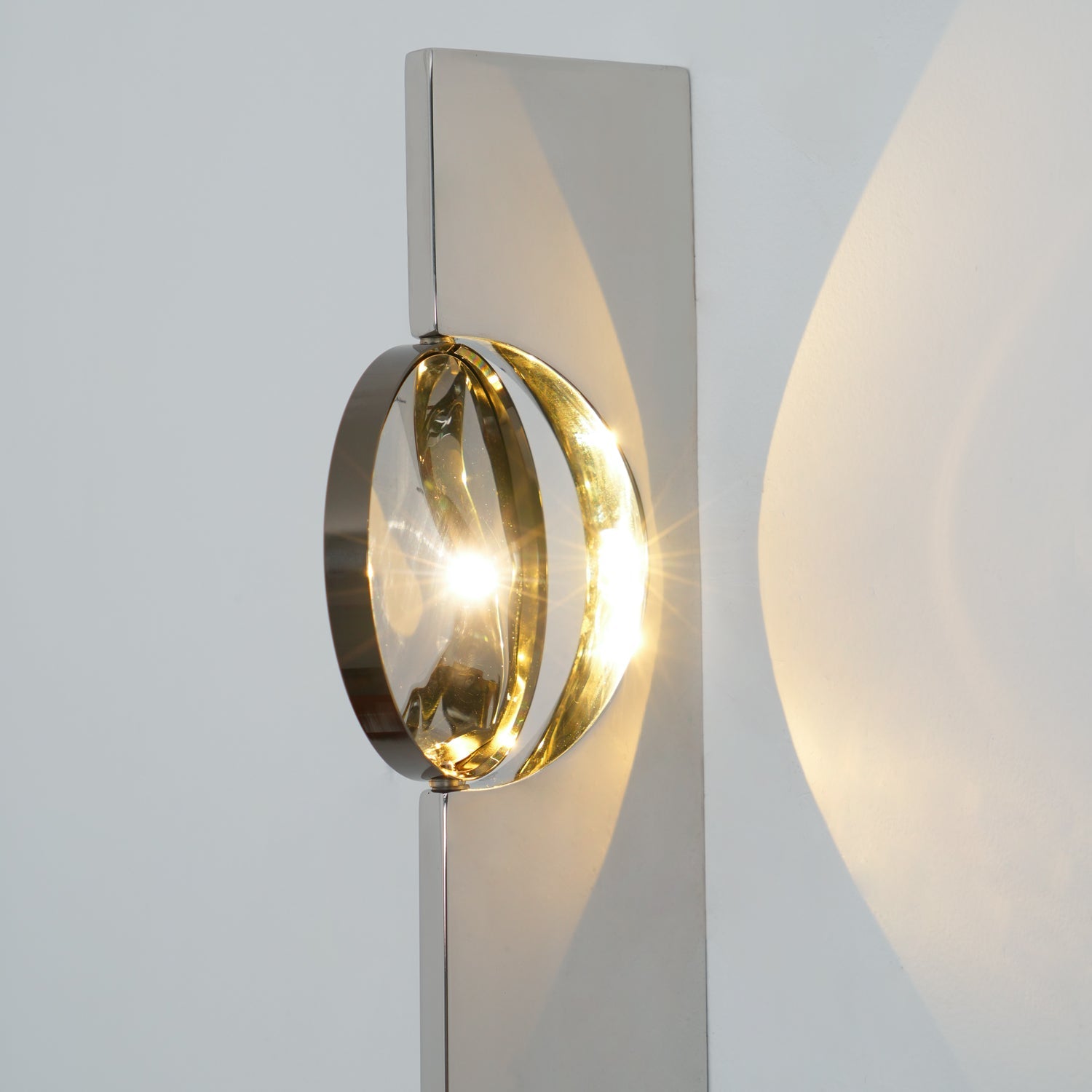 Creative Light And Shadow Wall Lamp - Blowlighting
