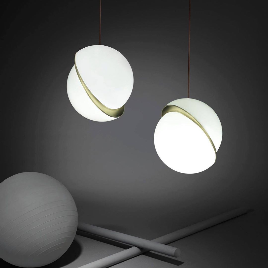 Crescent Pendant Lamp - Blowlighting