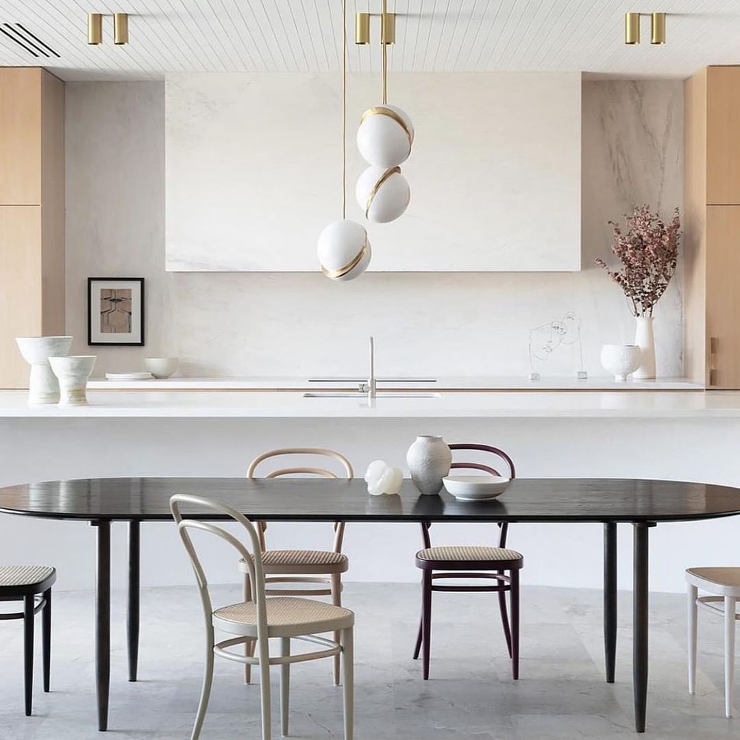 Crescent Pendant Lamp - Blowlighting