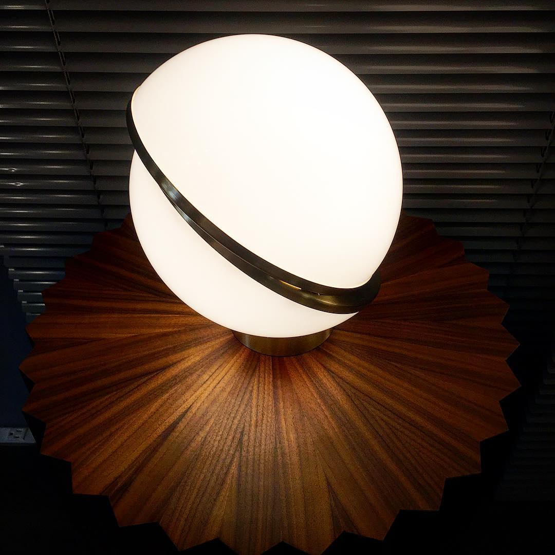 Crescent Table Lamp - Blowlighting