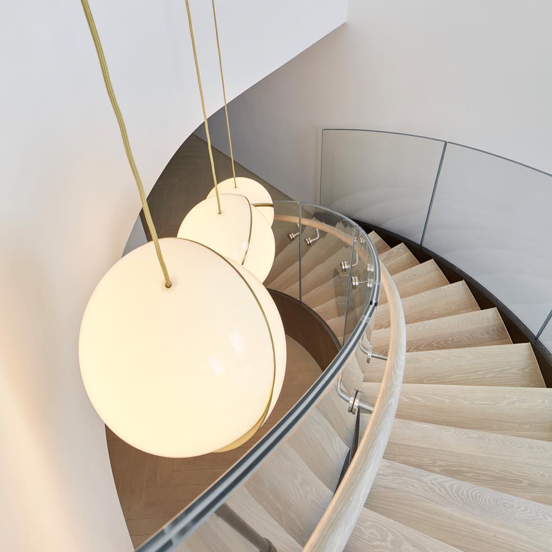 Crescent Pendant Lamp - Blowlighting