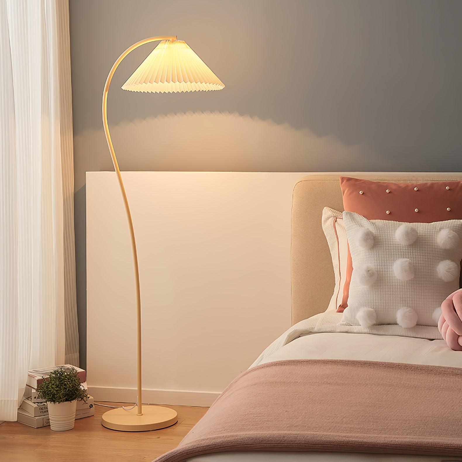 Crescini Pleated Floor Lamp - Blowlighting