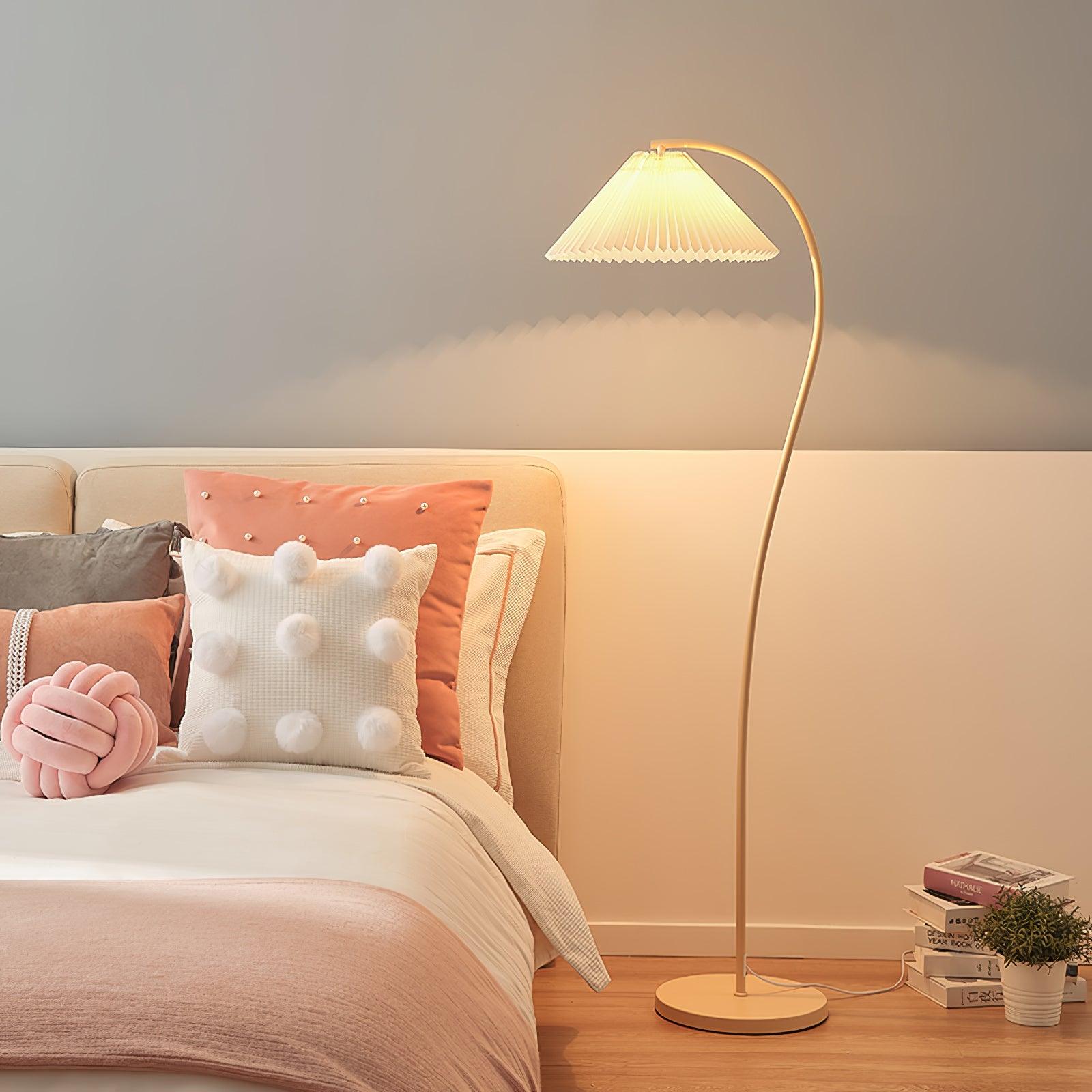 Crescini Pleated Floor Lamp - Blowlighting