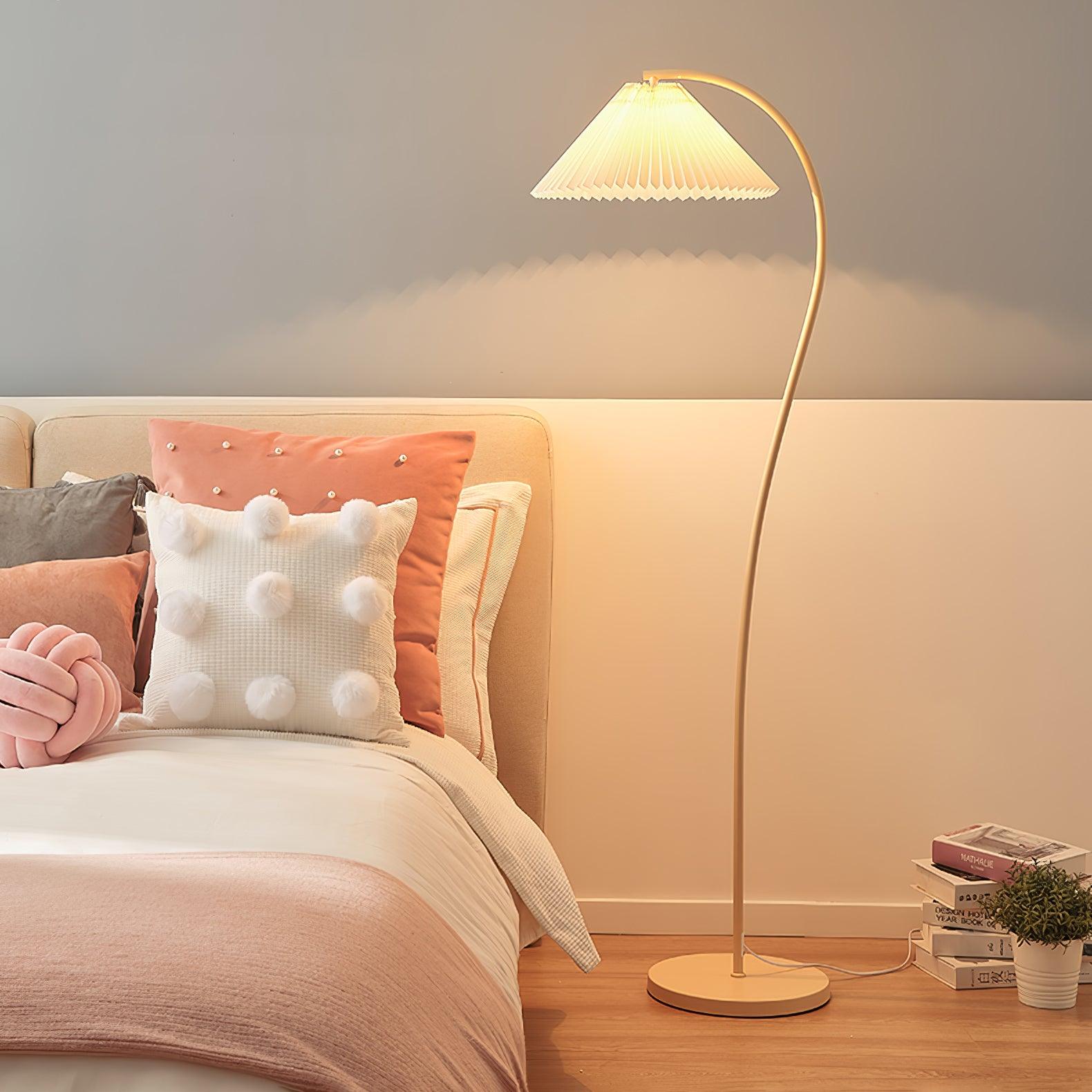 Crescini Pleated Floor Lamp - Blowlighting