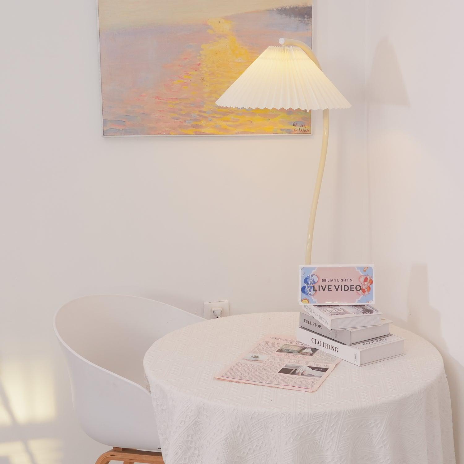 Crescini Pleated Floor Lamp - Blowlighting
