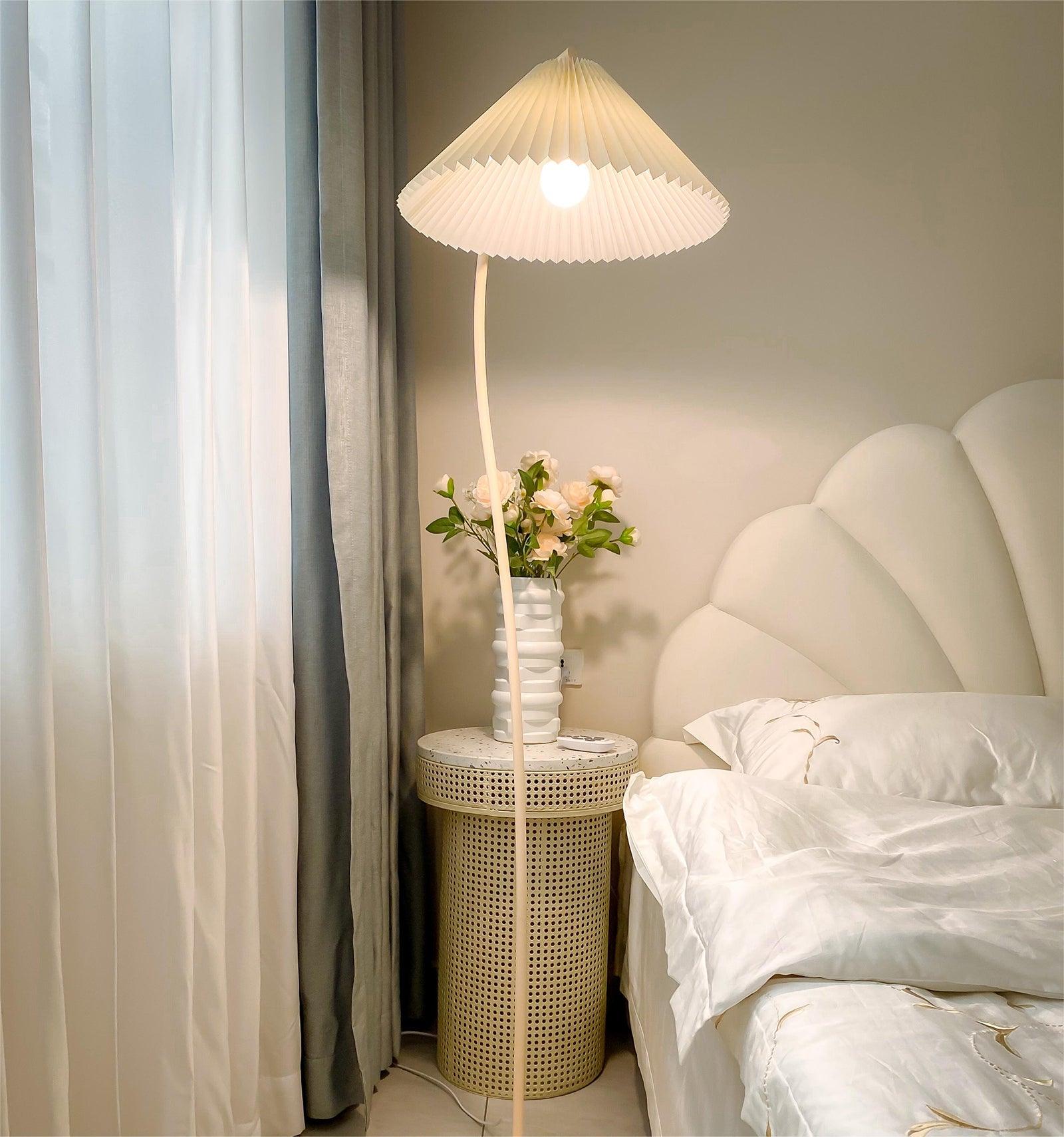 Crescini Pleated Floor Lamp - Blowlighting