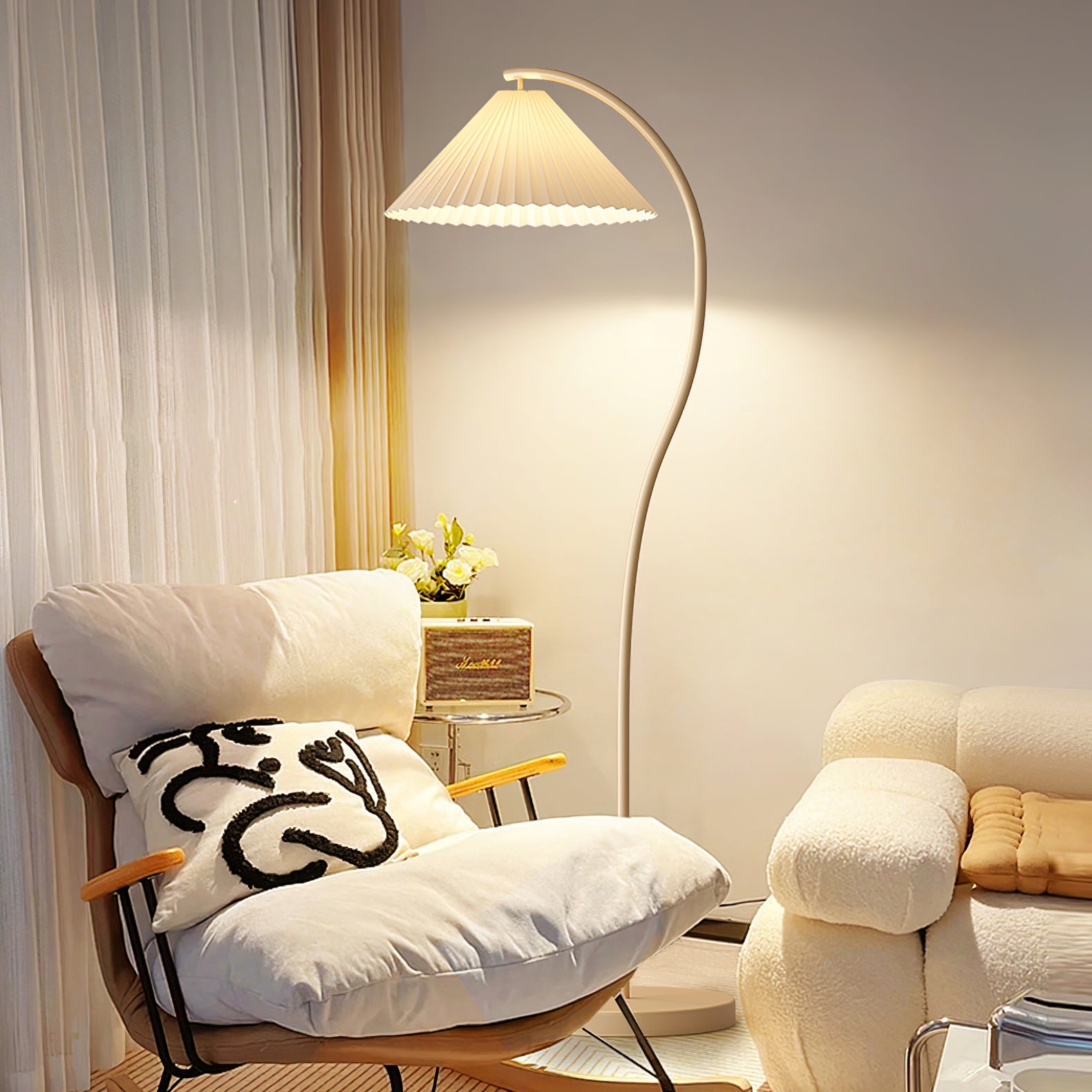 Crescini Pleated Floor Lamp - Blowlighting