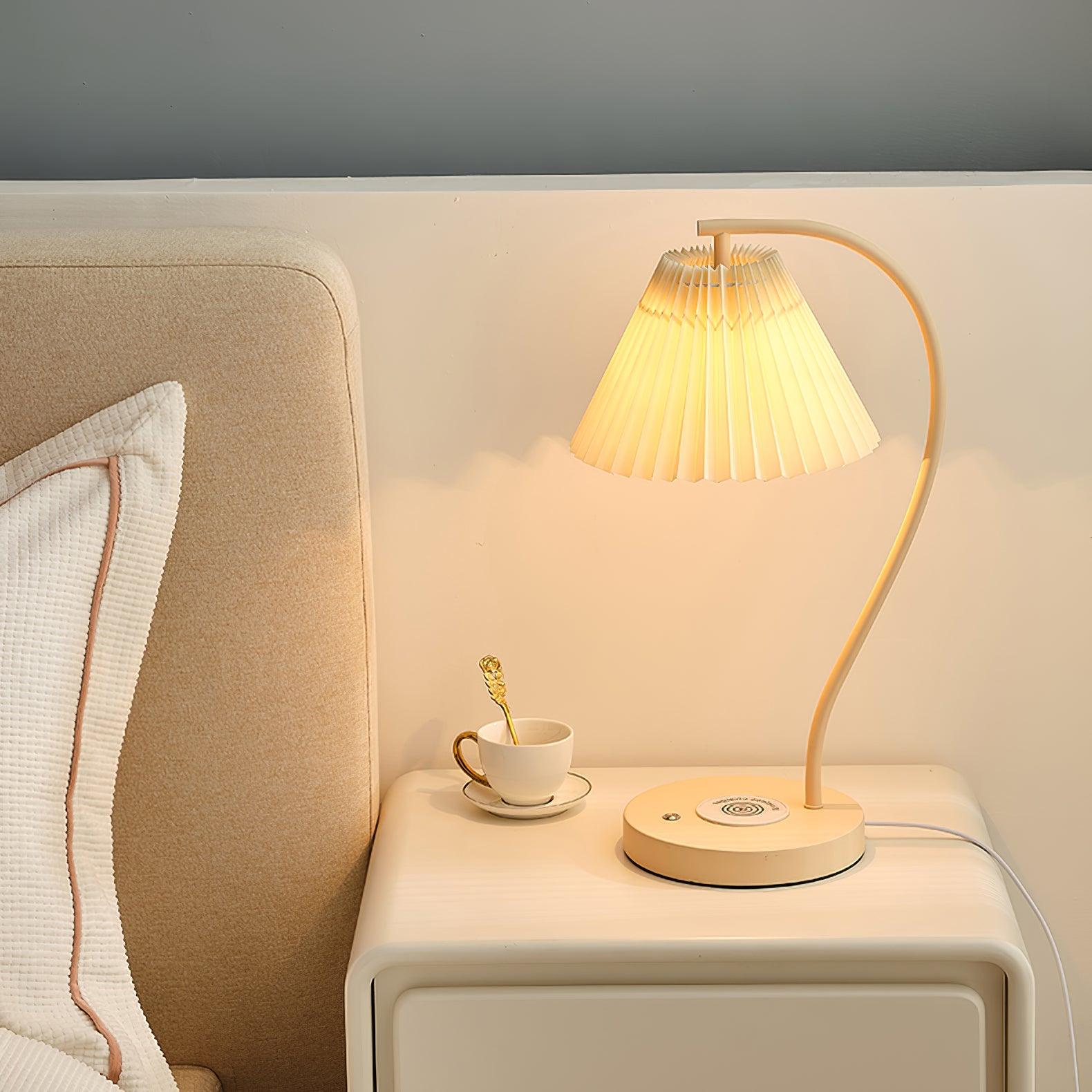 Crescini Pleated Table Lamp - Blowlighting