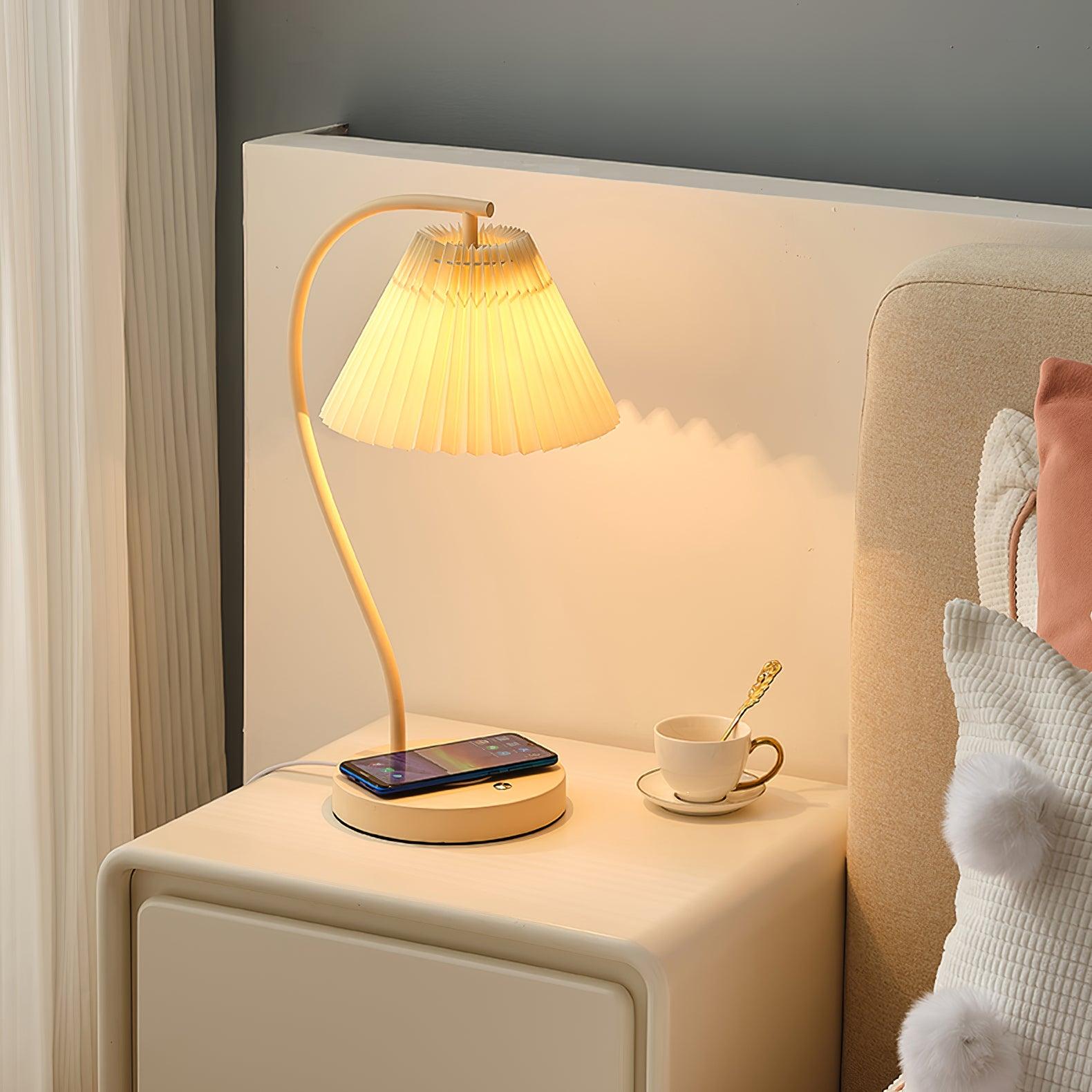 Crescini Pleated Table Lamp - Blowlighting