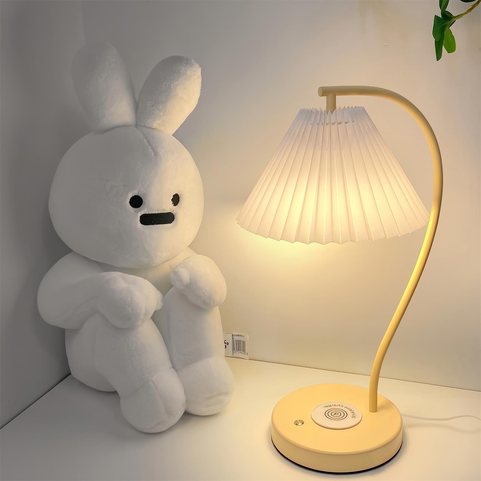 Crescini Pleated Table Lamp - Blowlighting