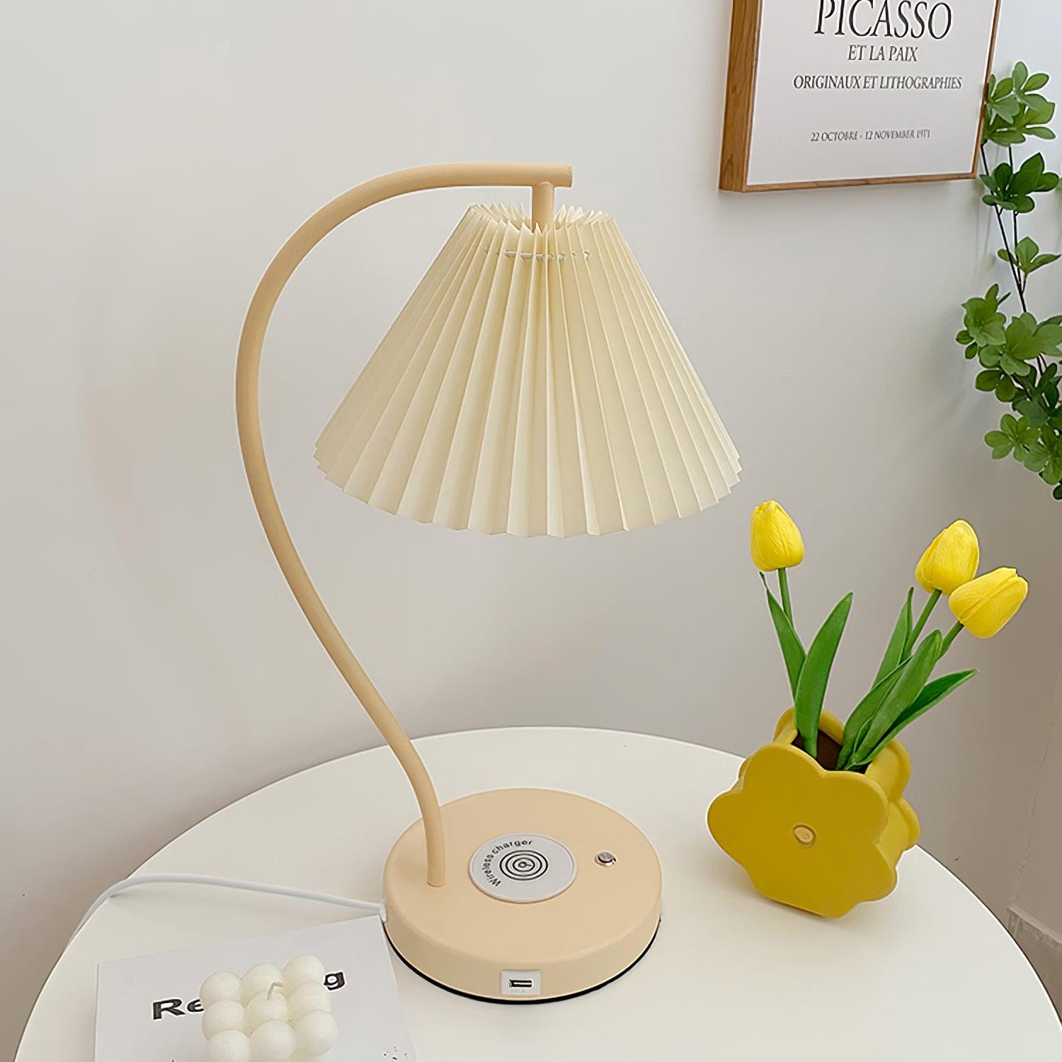 Crescini Pleated Table Lamp - Blowlighting