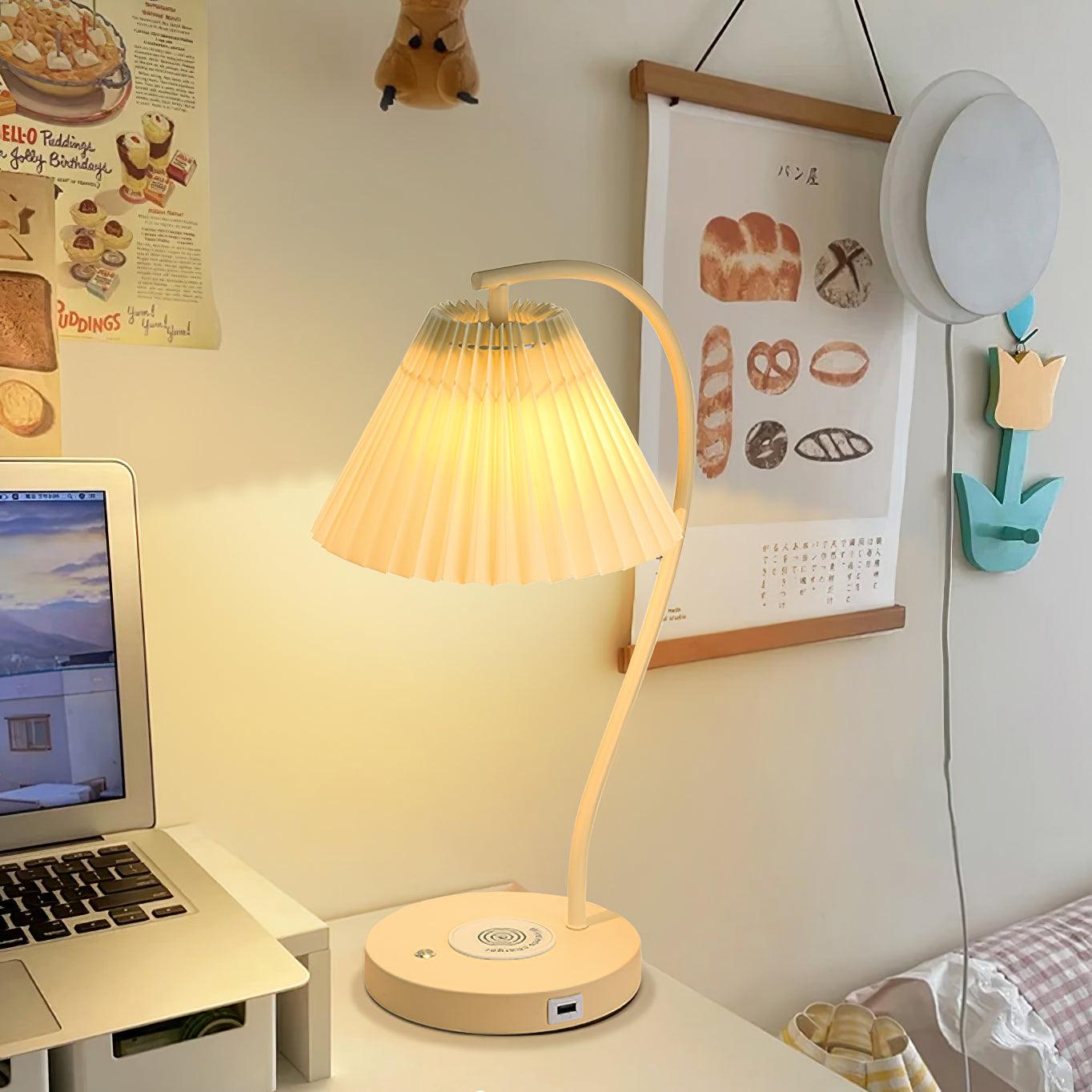 Crescini Pleated Table Lamp - Blowlighting