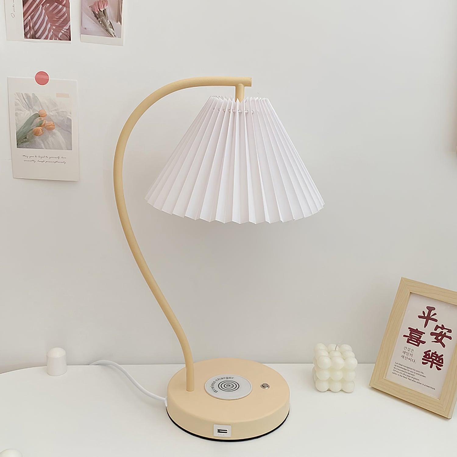 Crescini Pleated Table Lamp - Blowlighting