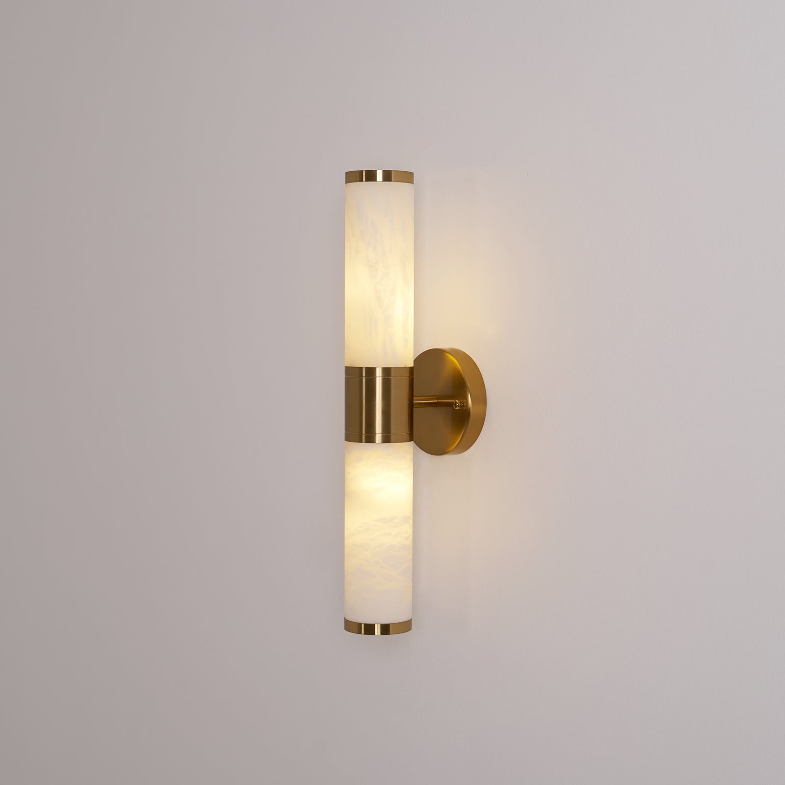 Kaia Minimalist Alabaster Wall Lamp - Blowlighting