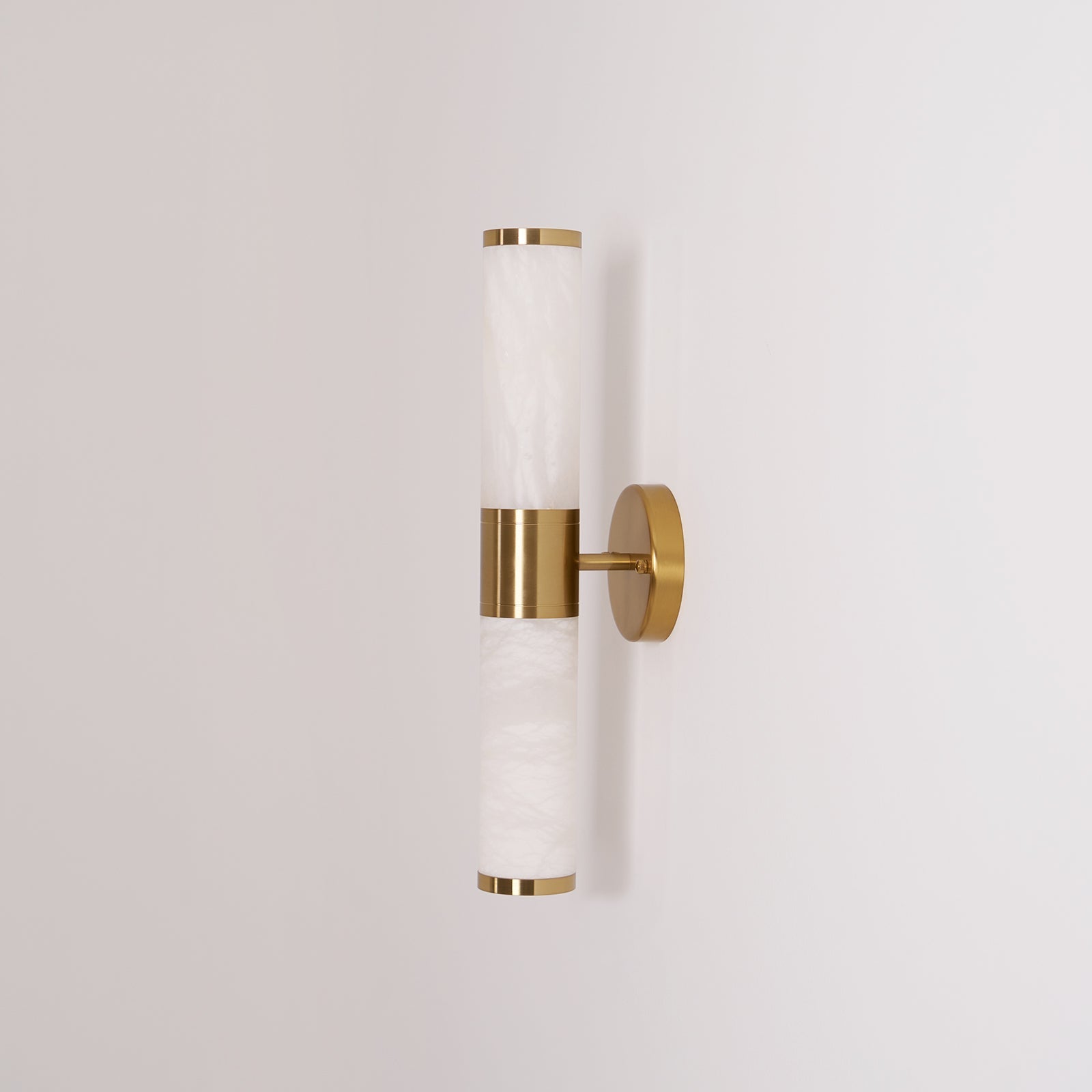 Kaia Minimalist Alabaster Wall Lamp - Blowlighting
