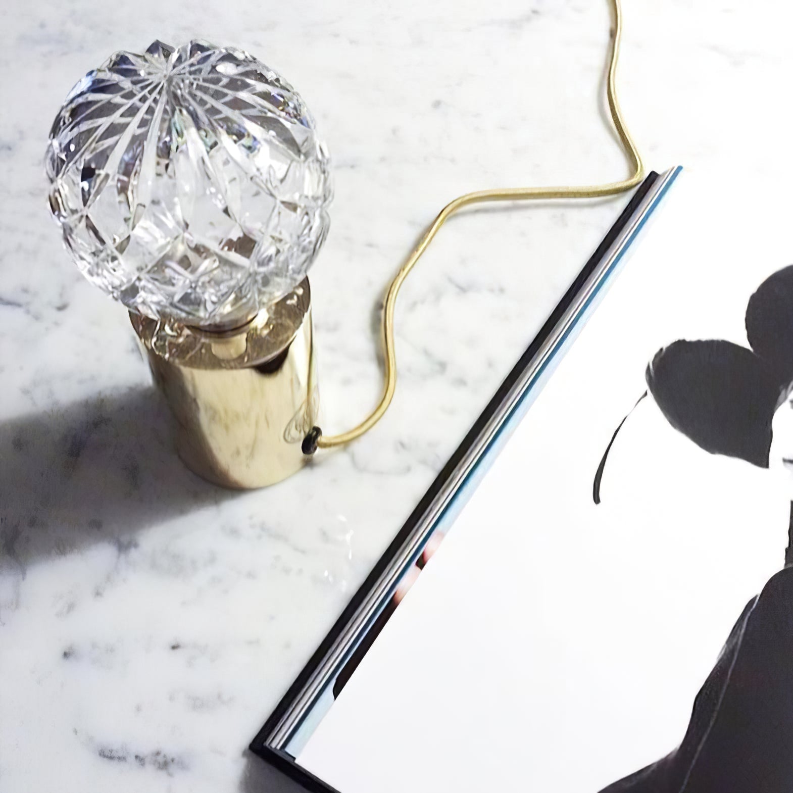 Crystal Bulb Table Lamp - Blowlighting