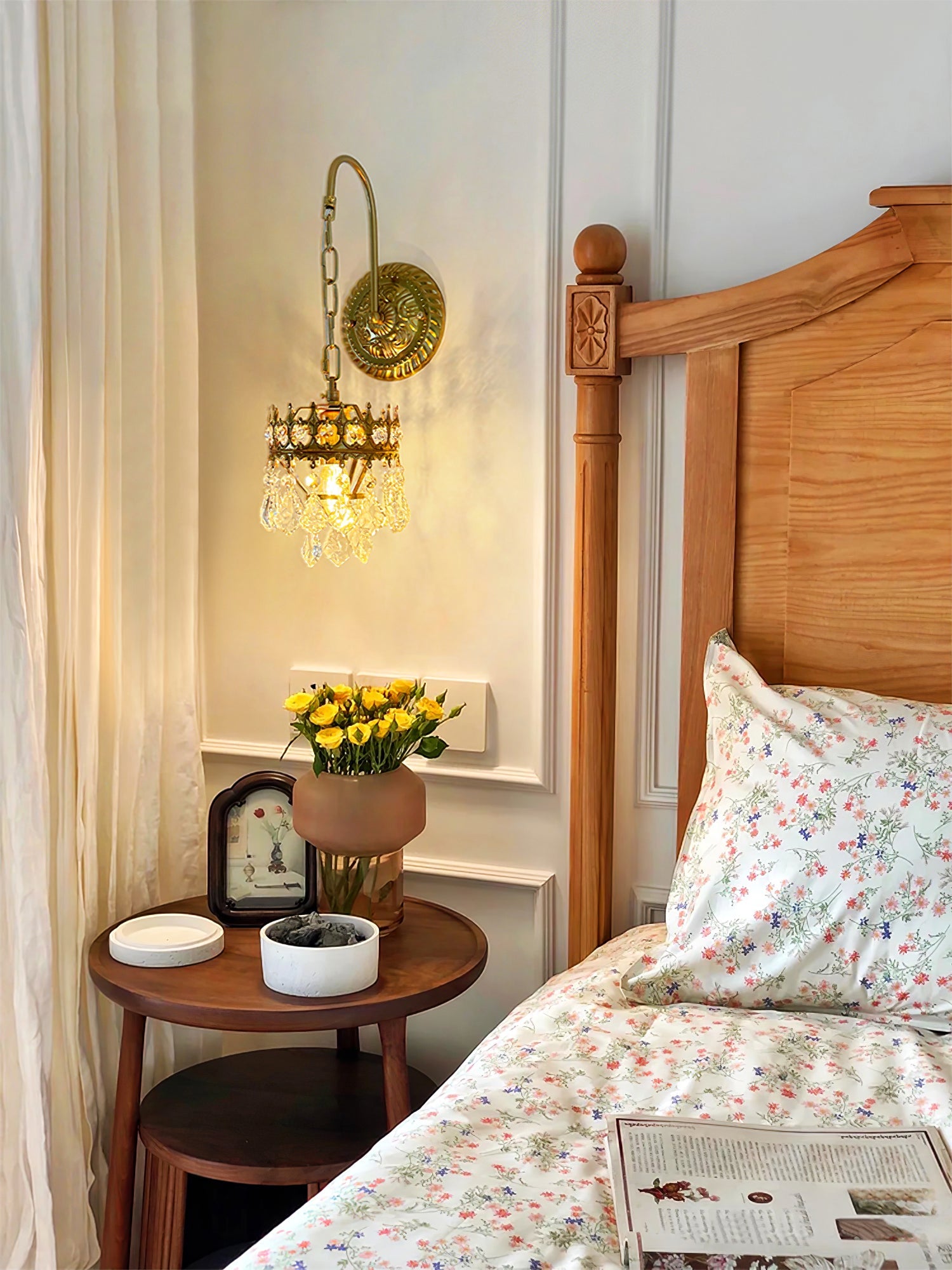 Crystal Crown Sconce - Blowlighting