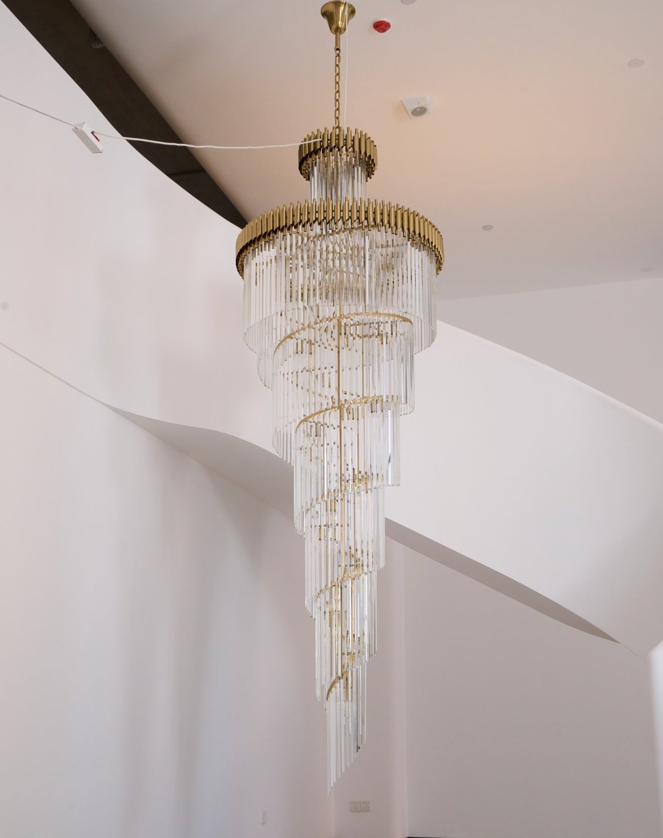 Eurmirila Crystal Spiral Chandelier - Blowlighting