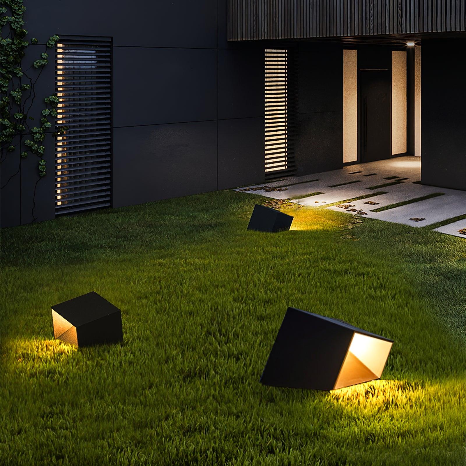 Cube Garden Outdoor Light - Blowlighting