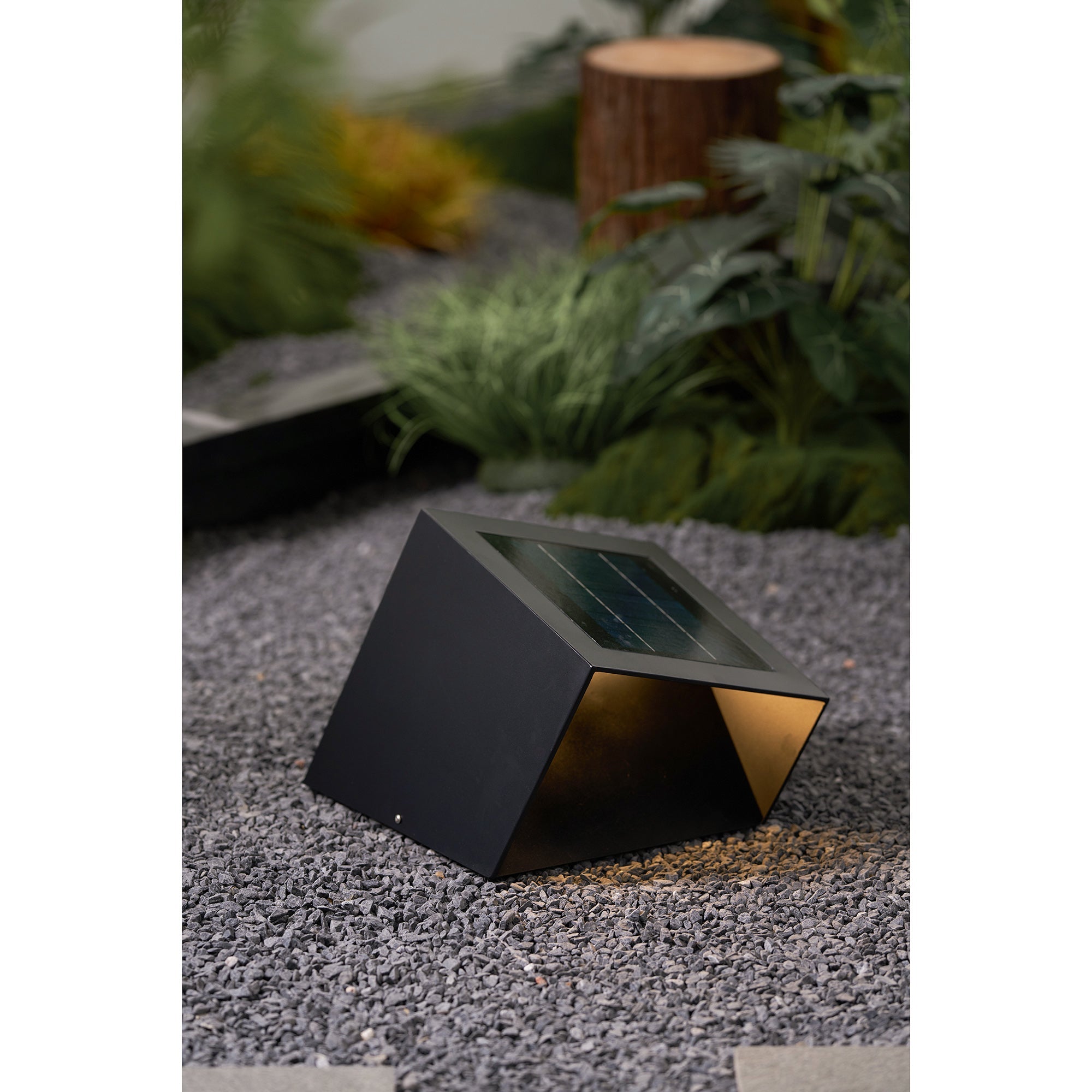 Cube Garden Solar Outdoor Light - Blowlighting