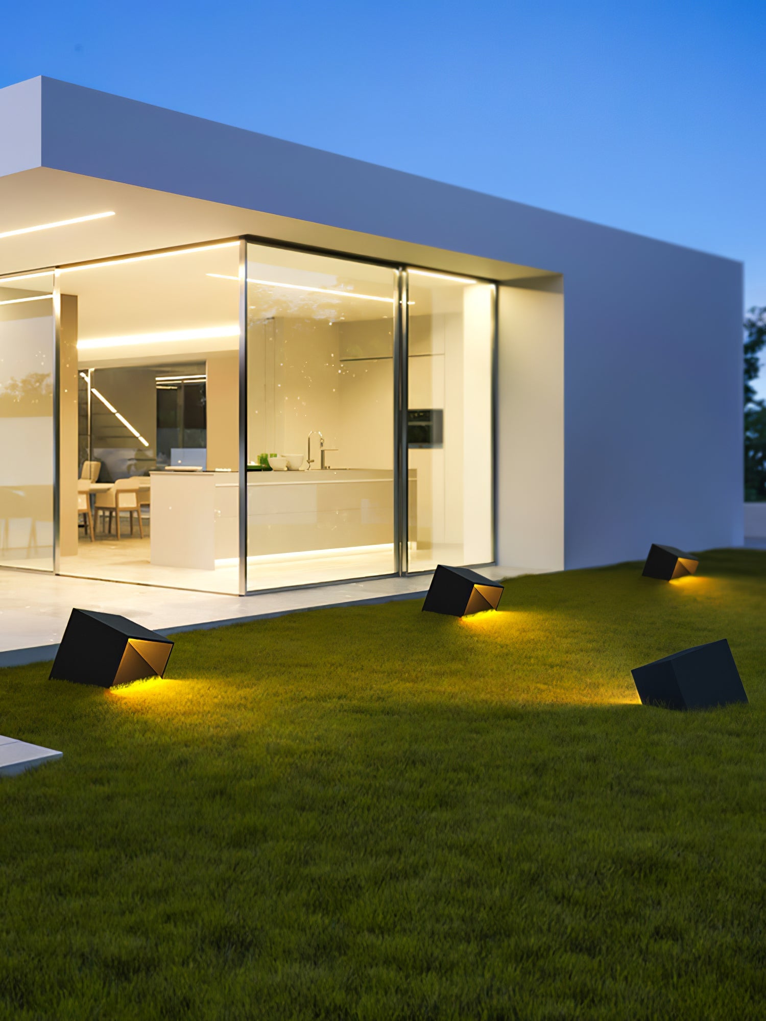 Cube Garden Solar Outdoor Light - Blowlighting
