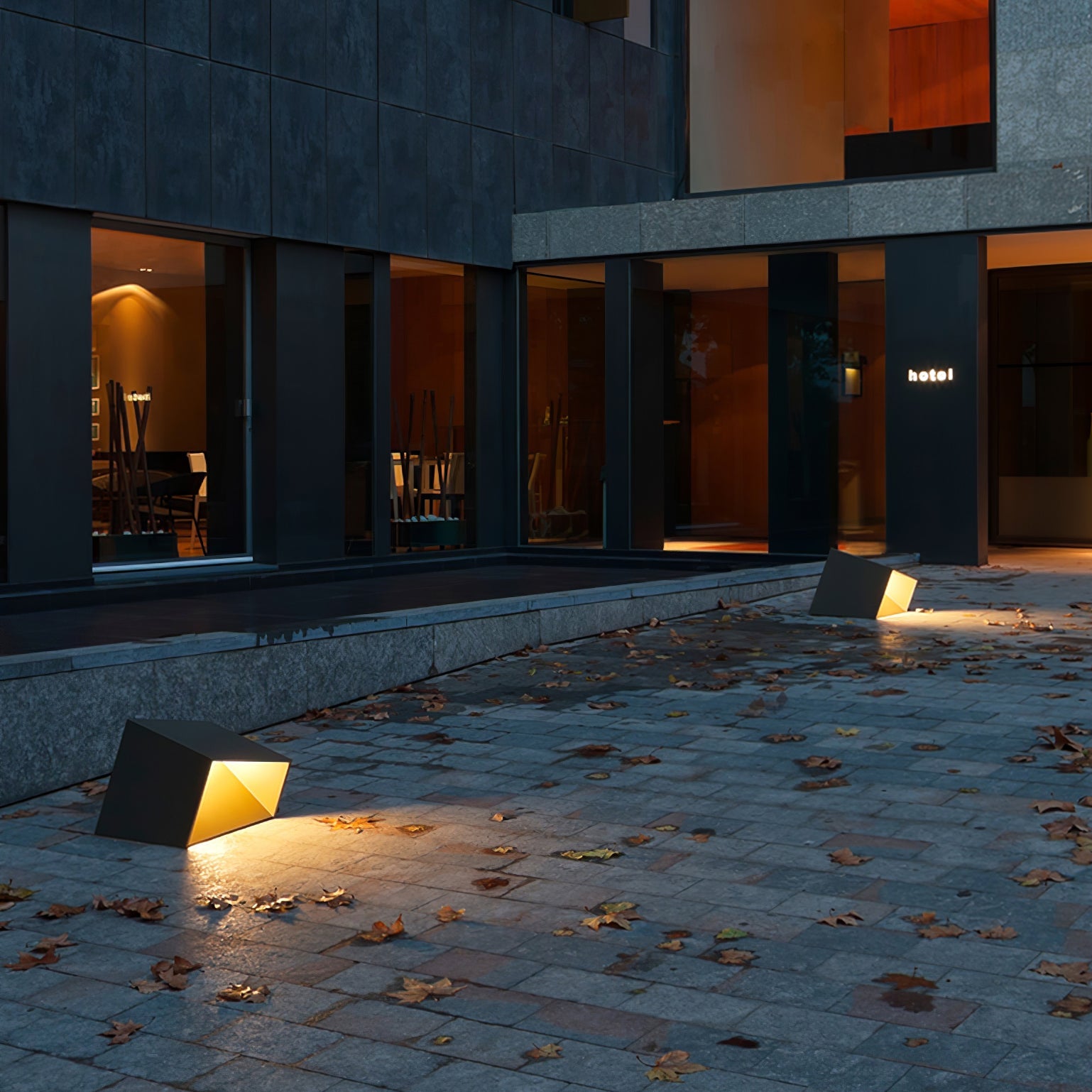 Cube Garden Solar Outdoor Light - Blowlighting