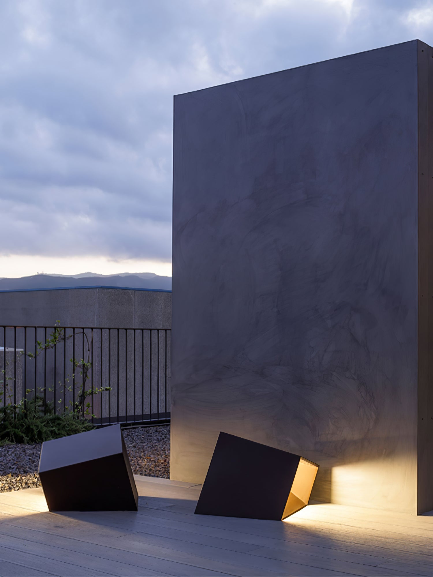 Cube Garden Solar Outdoor Light - Blowlighting