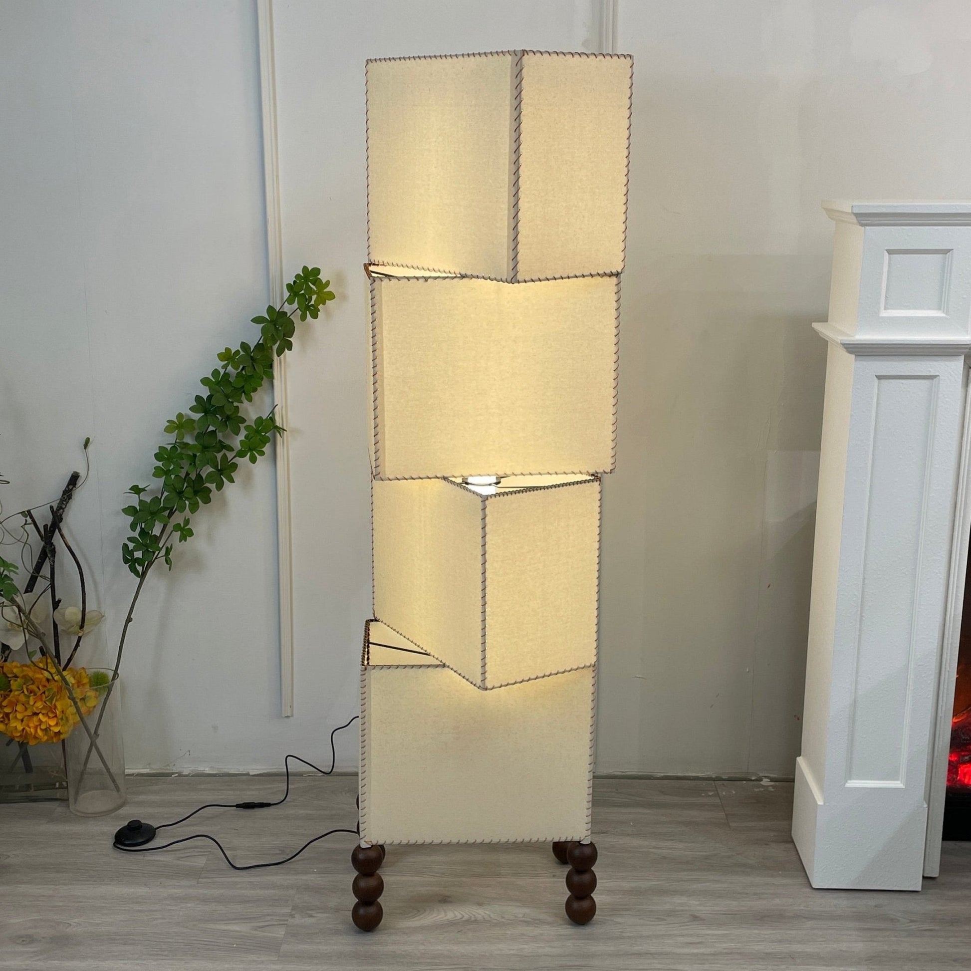 Cubia Fabric Floor Lamp - Blowlighting