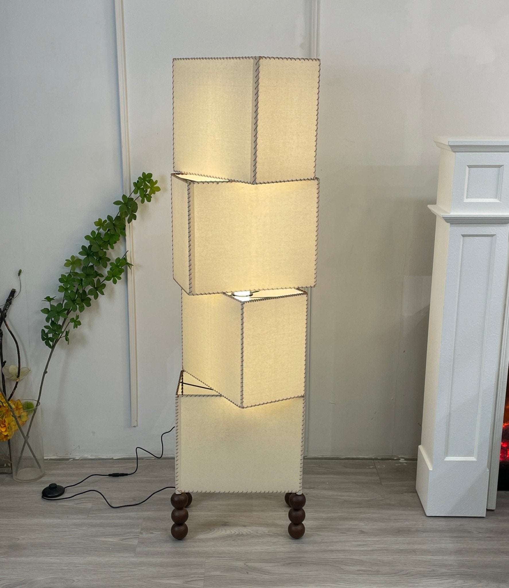 Cubia Fabric Floor Lamp - Blowlighting