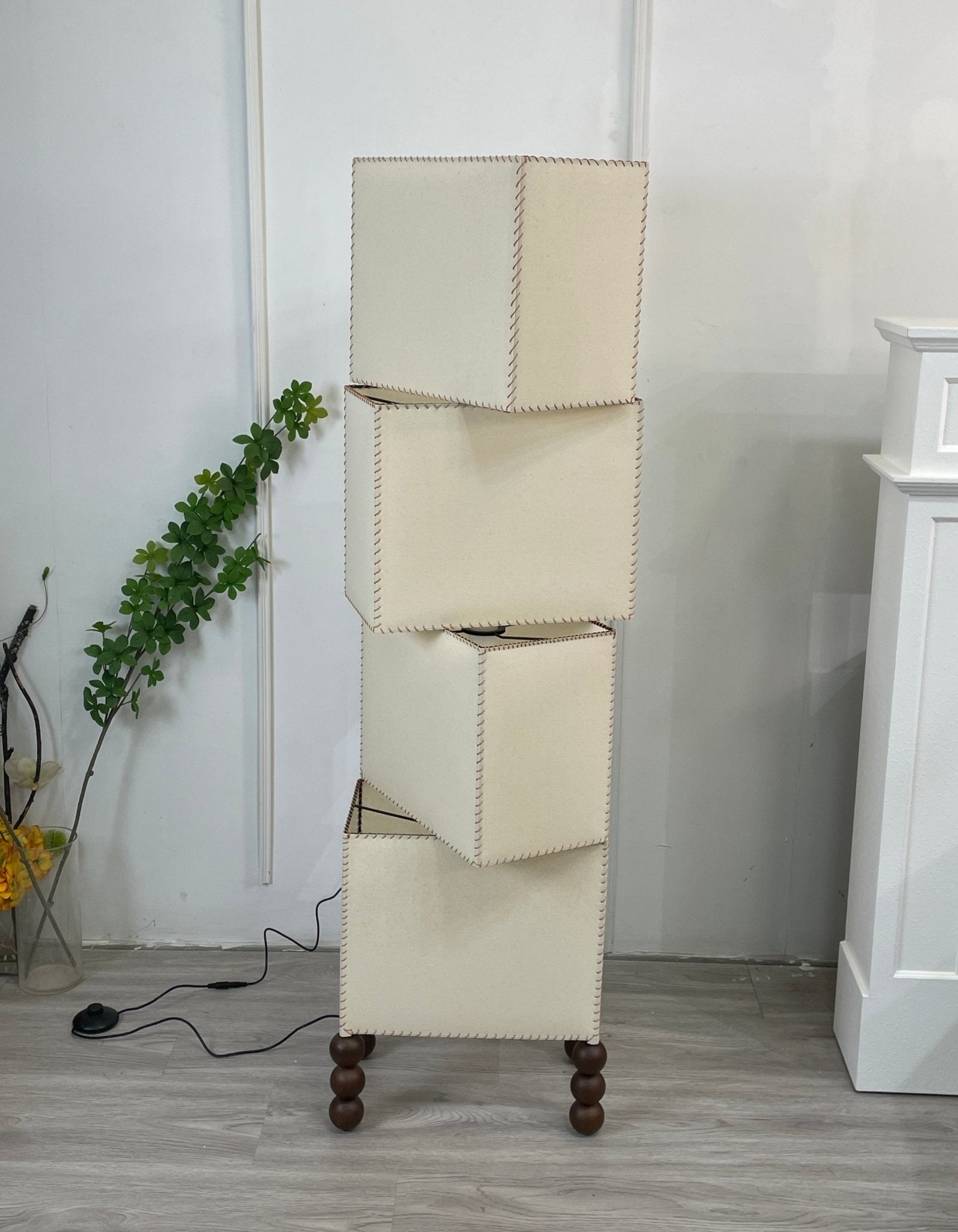 Cubia Fabric Floor Lamp - Blowlighting