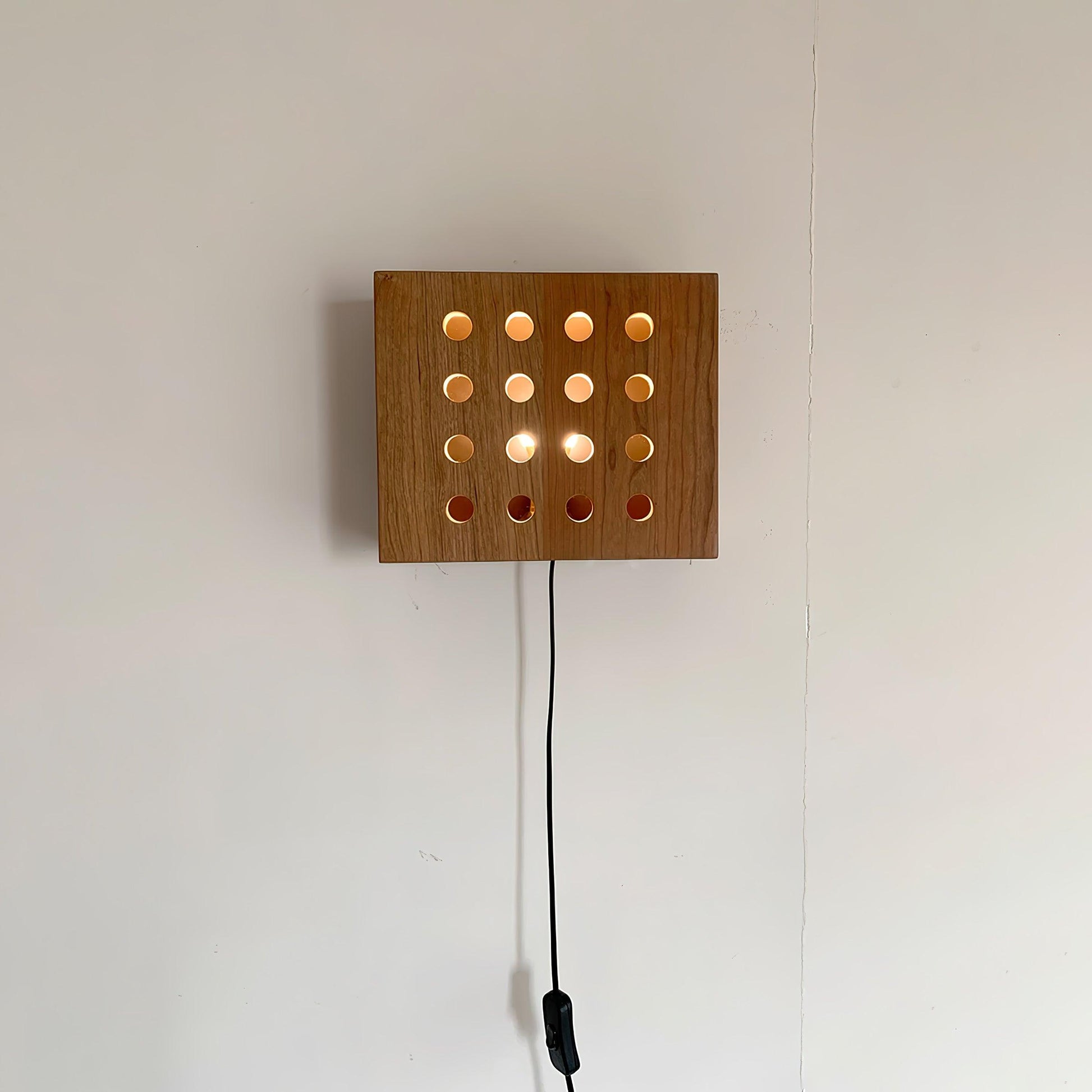 Cubiform Constellation Wall Lamp - Blowlighting