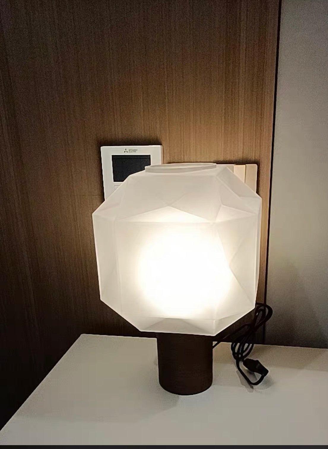 Cubo Table Lamp - Blowlighting