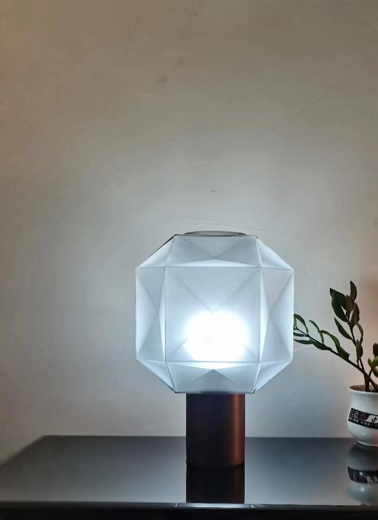 Cubo Table Lamp - Blowlighting