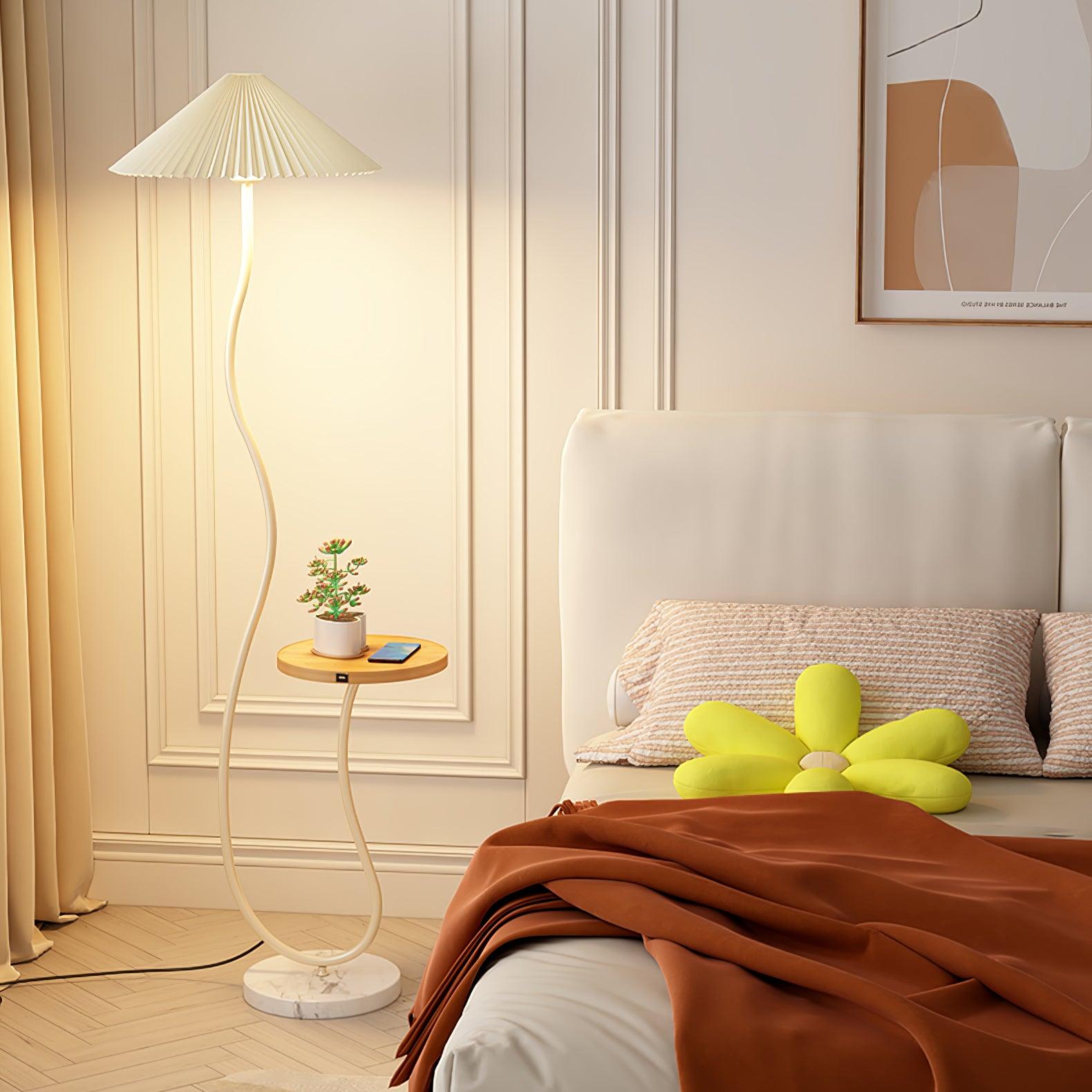 Curvatura Floor Lamp - Blowlighting
