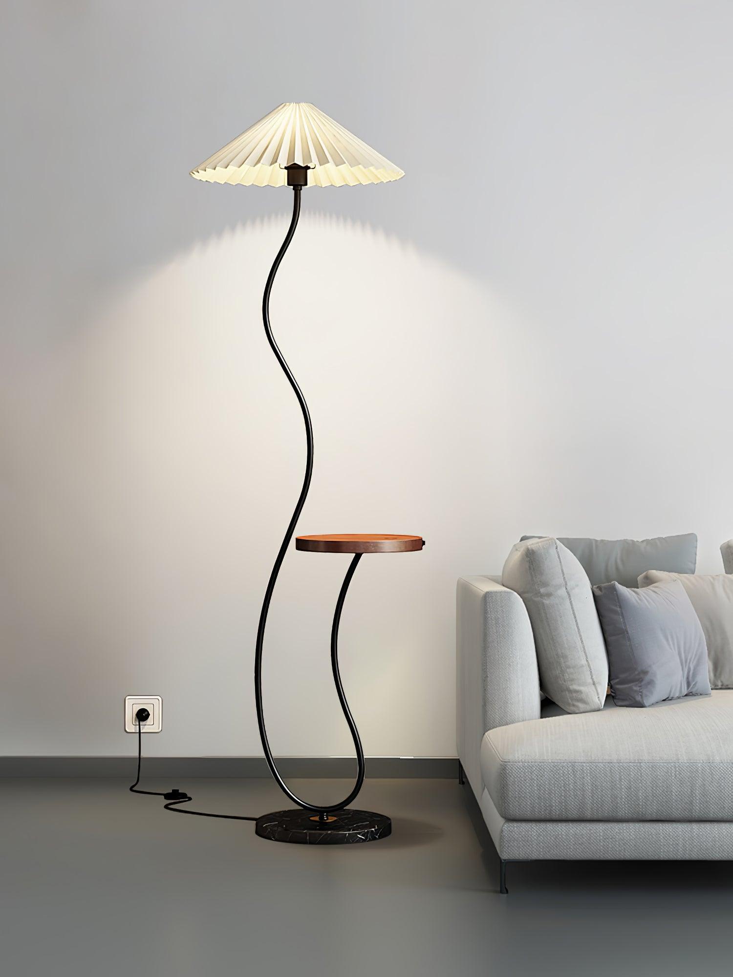 Curvatura Floor Lamp - Blowlighting