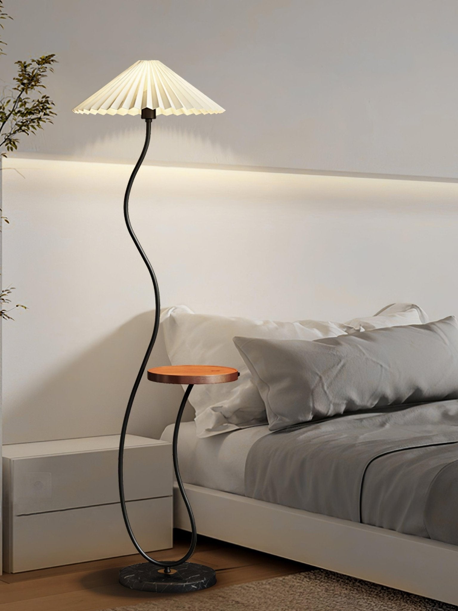 Curvatura Floor Lamp - Blowlighting