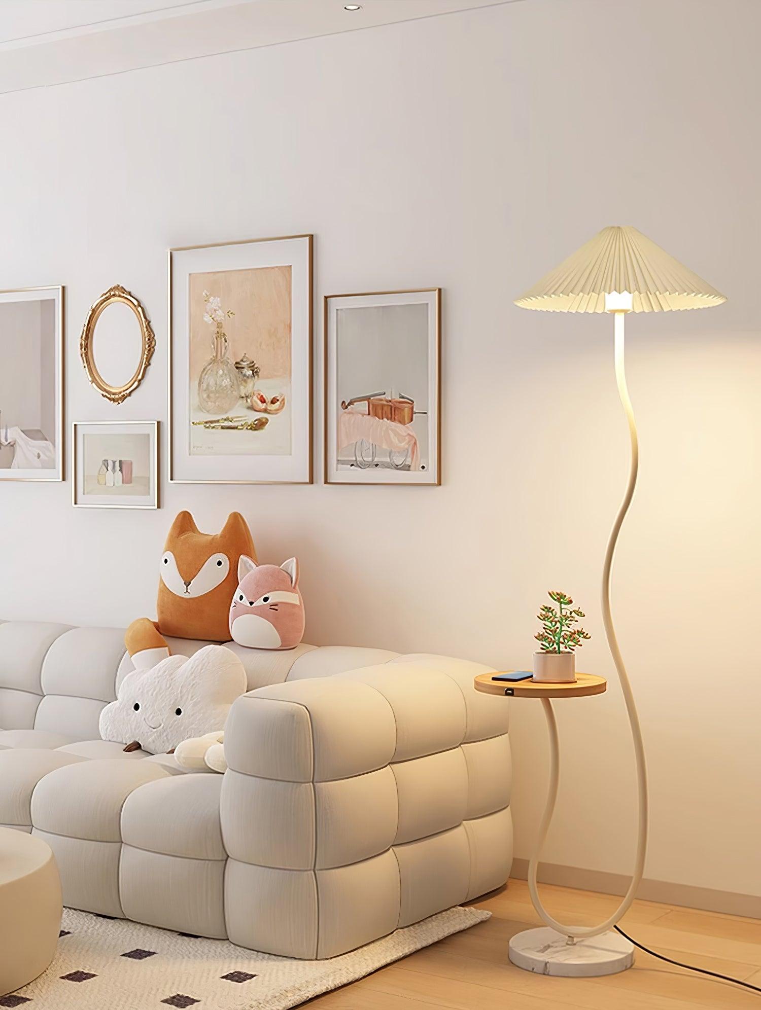 Curvatura Floor Lamp - Blowlighting