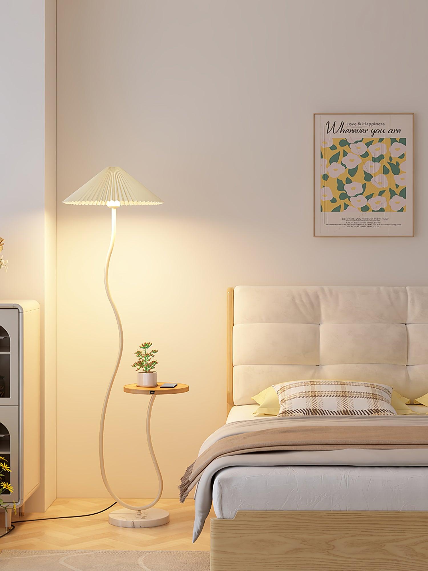 Curvatura Floor Lamp - Blowlighting