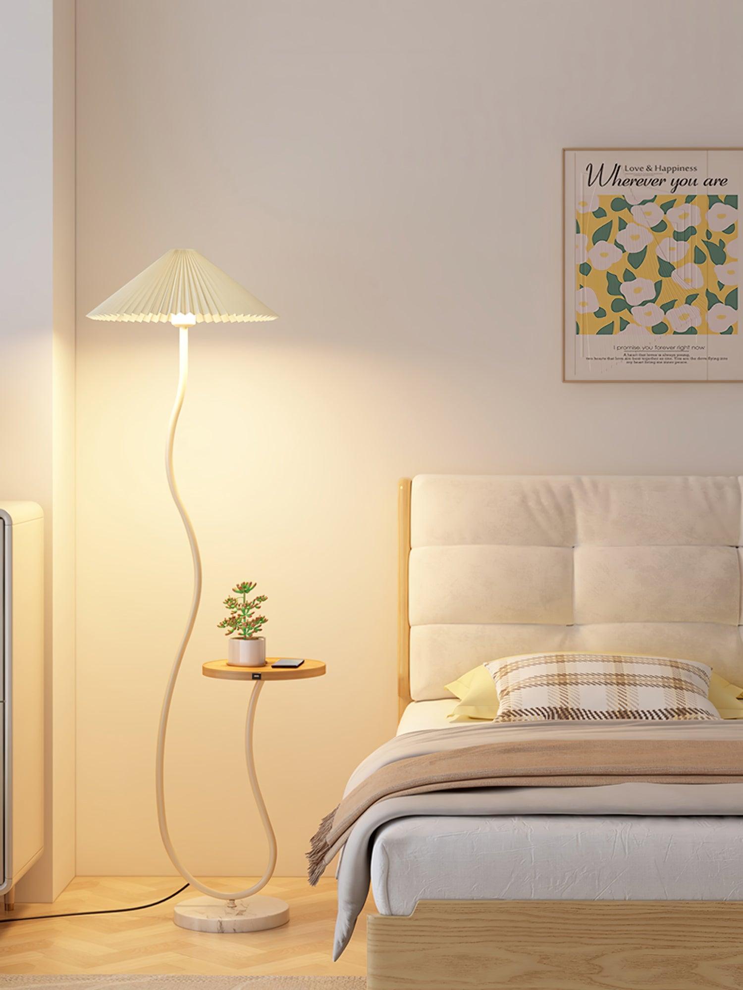 Curvatura Floor Lamp - Blowlighting
