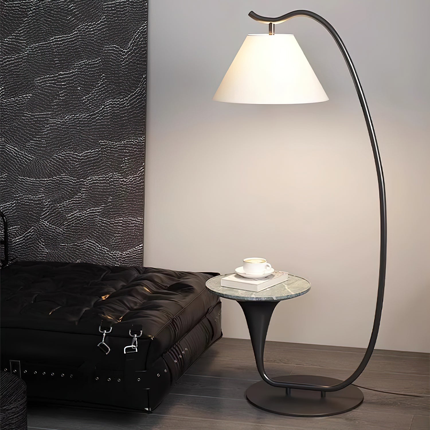 Curvature Floor Lamp - Blowlighting