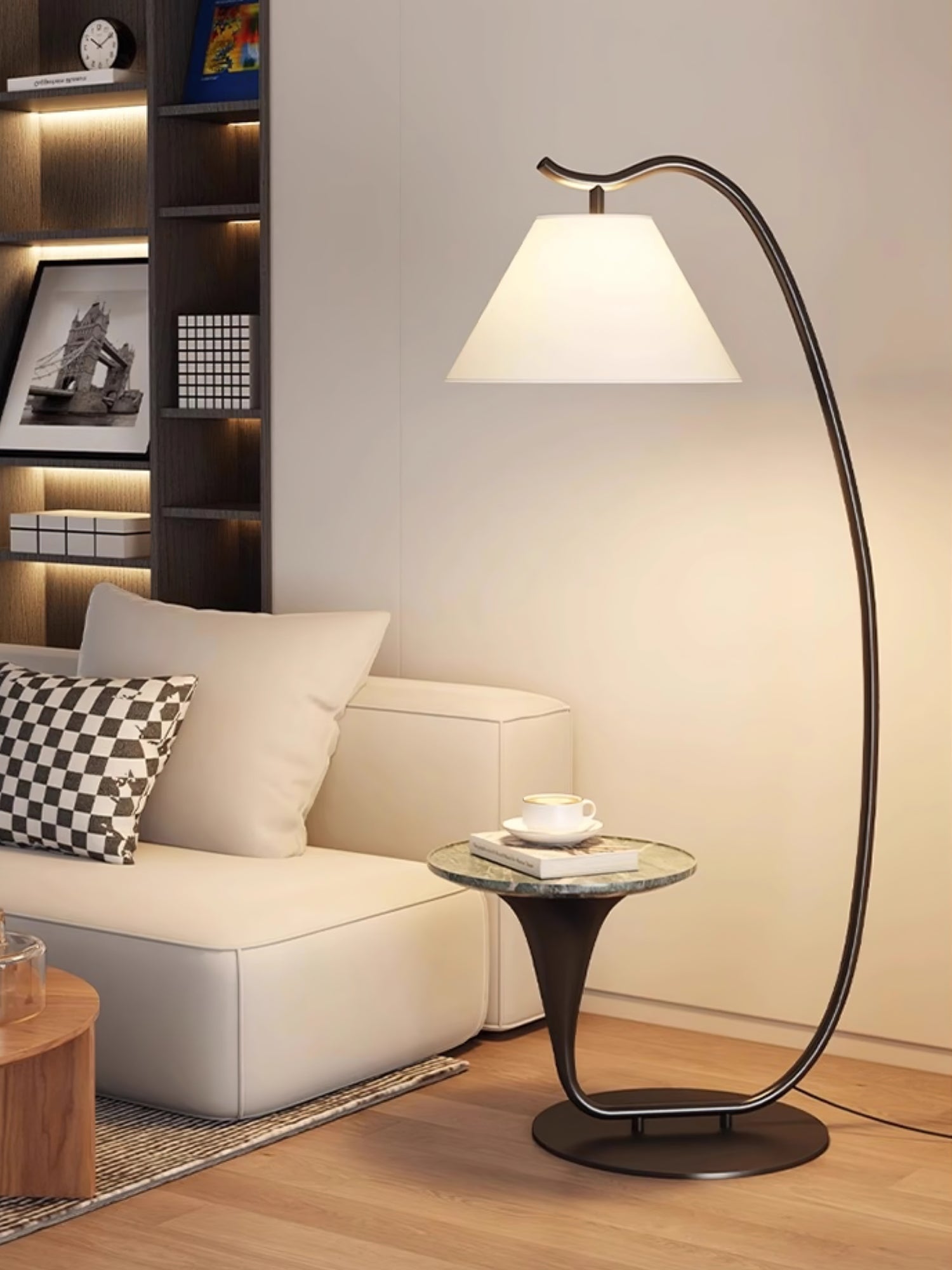 Curvature Floor Lamp - Blowlighting