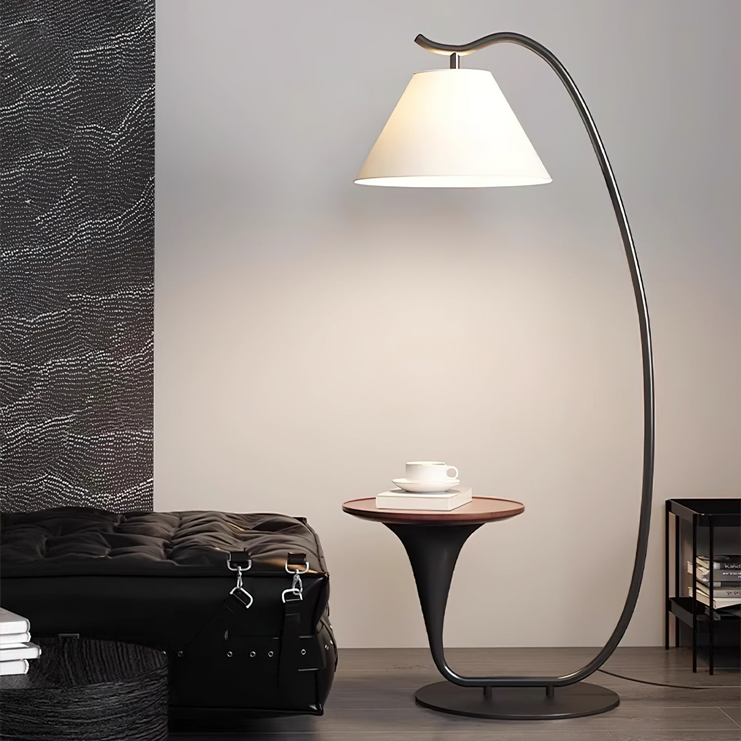 Curvature Floor Lamp - Blowlighting