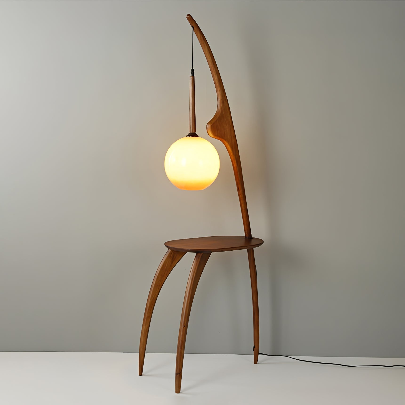 Curved Mantis Arm Floor Lamp - Blowlighting