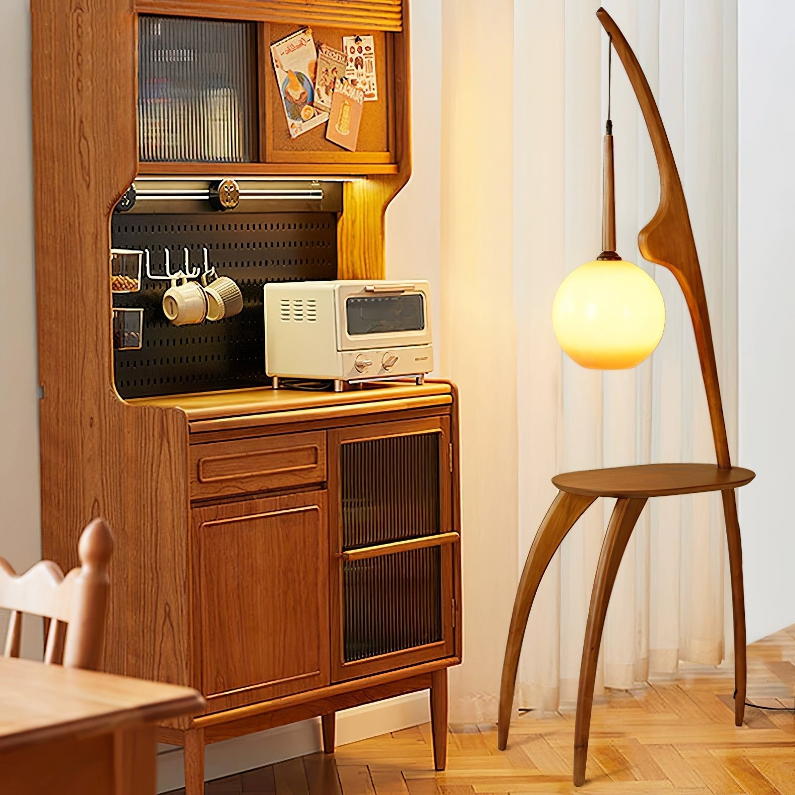 Curved Mantis Arm Floor Lamp - Blowlighting