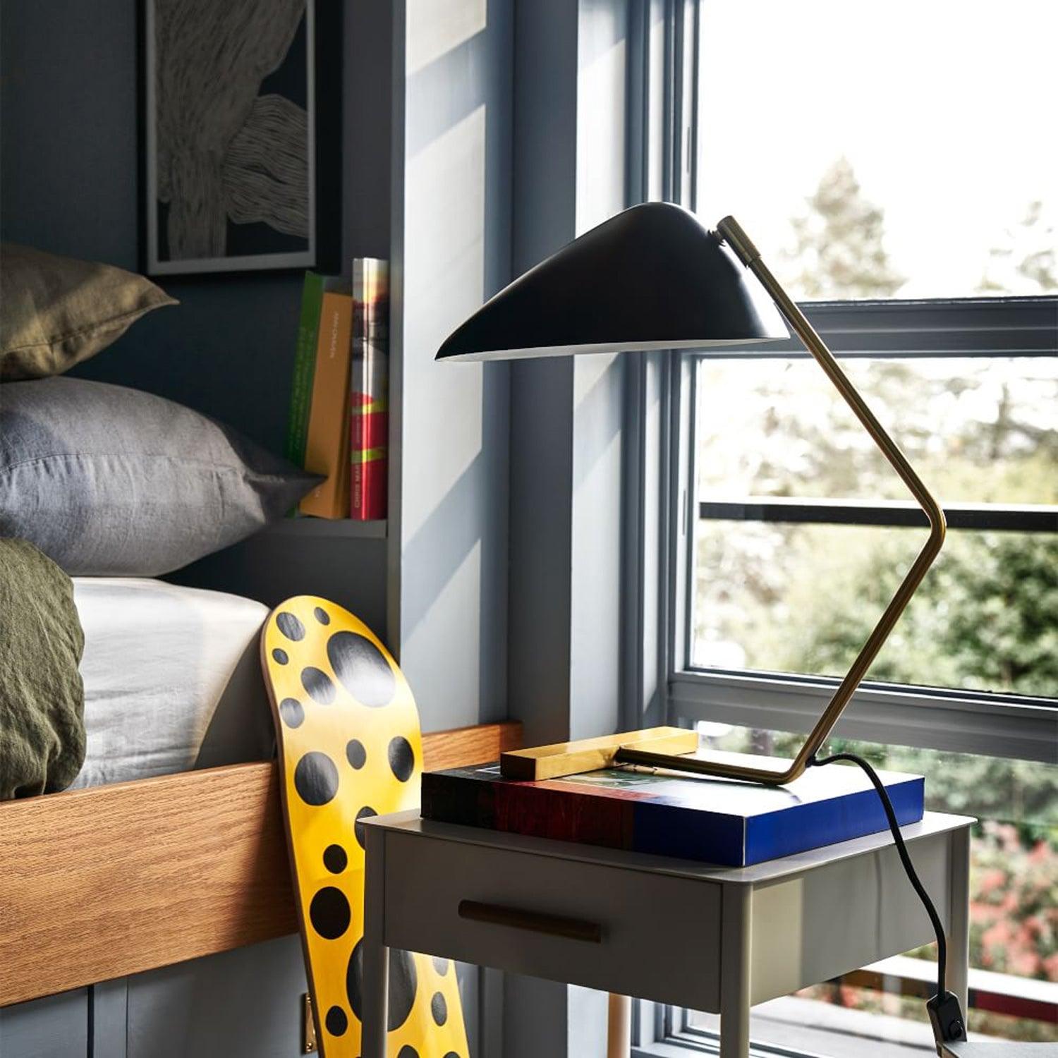 Curvilinear Mid-Century Table Lamp - Blowlighting