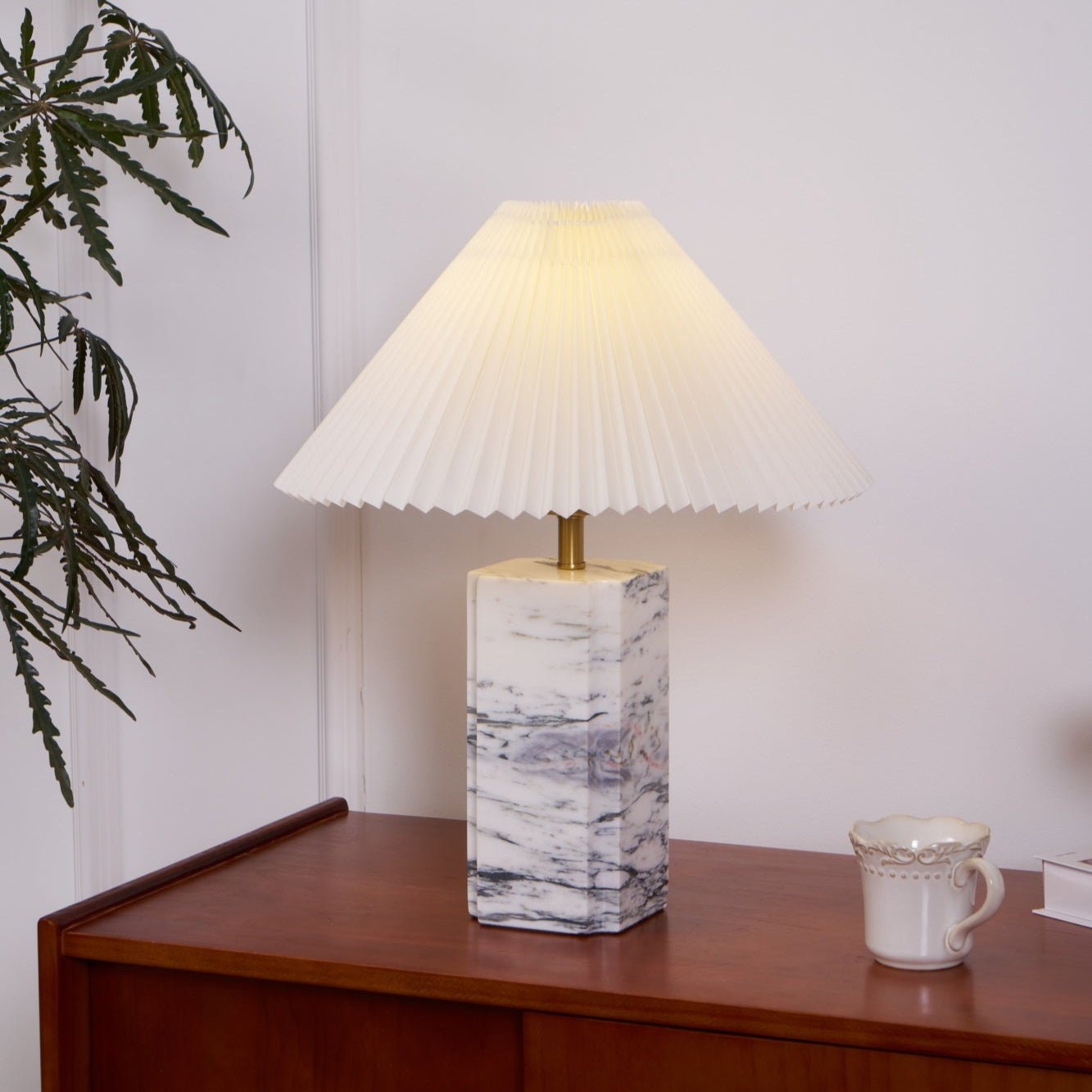 Bianca Marble Table Lamp - Blowlighting
