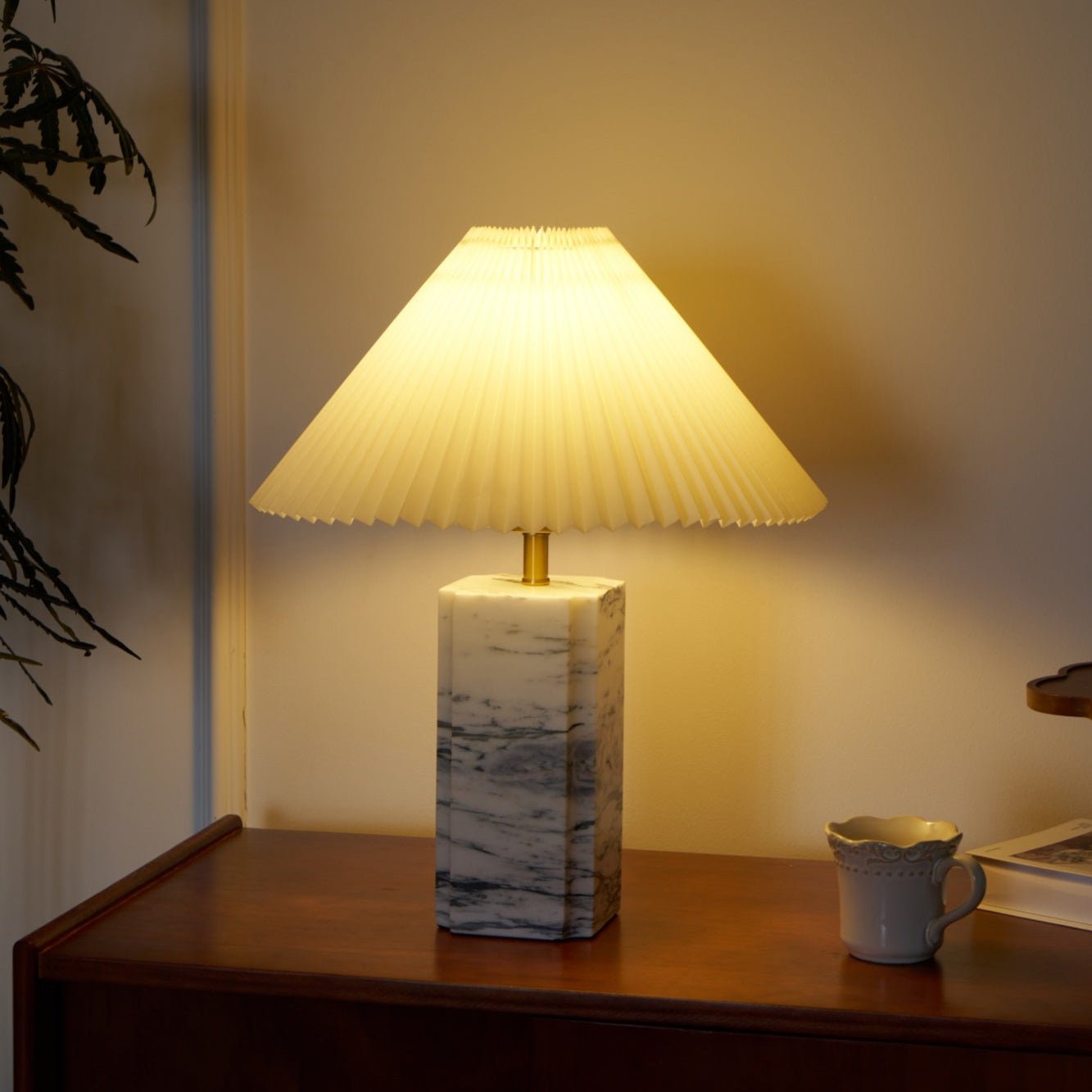 Bianca Marble Table Lamp - Blowlighting