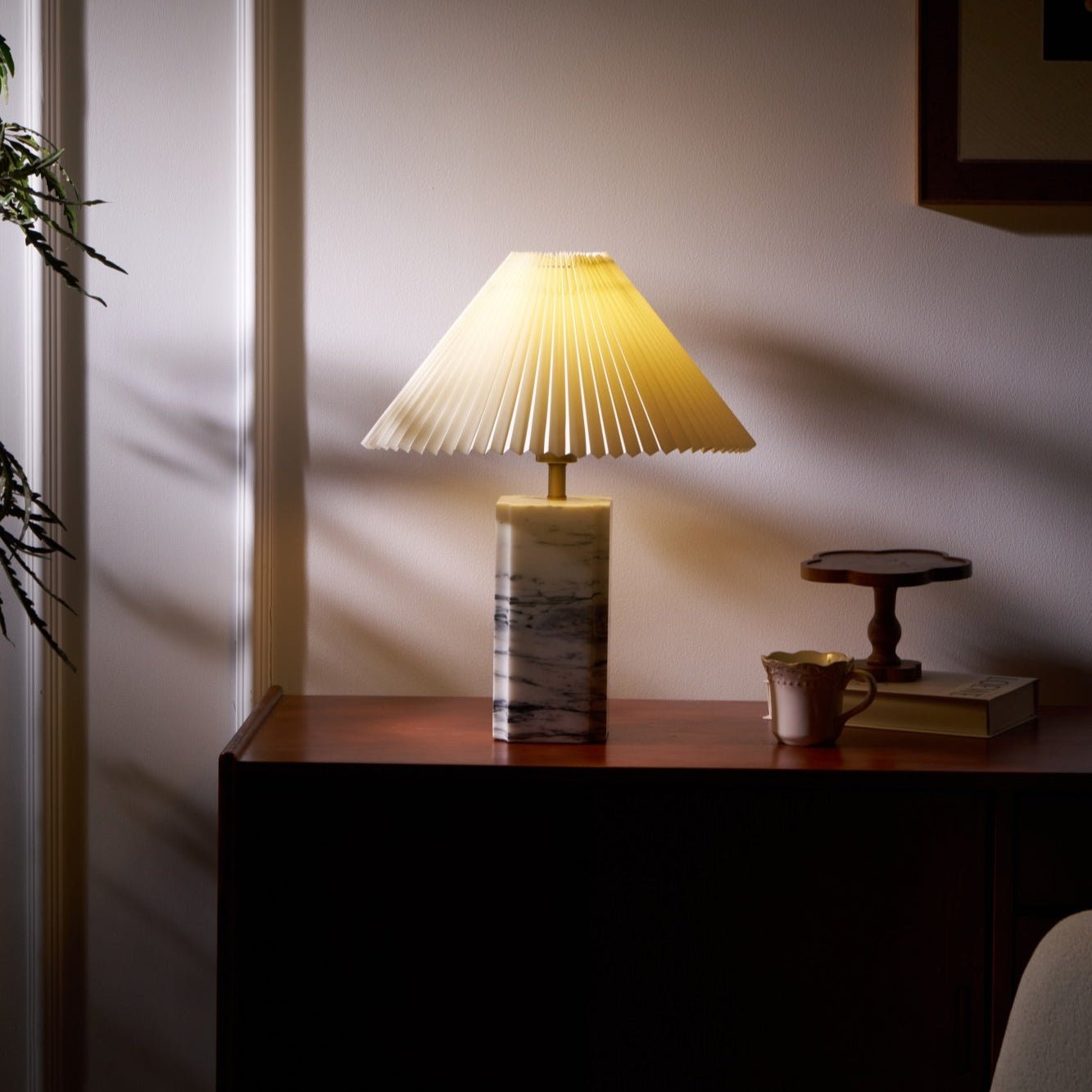 Bianca Marble Table Lamp - Blowlighting